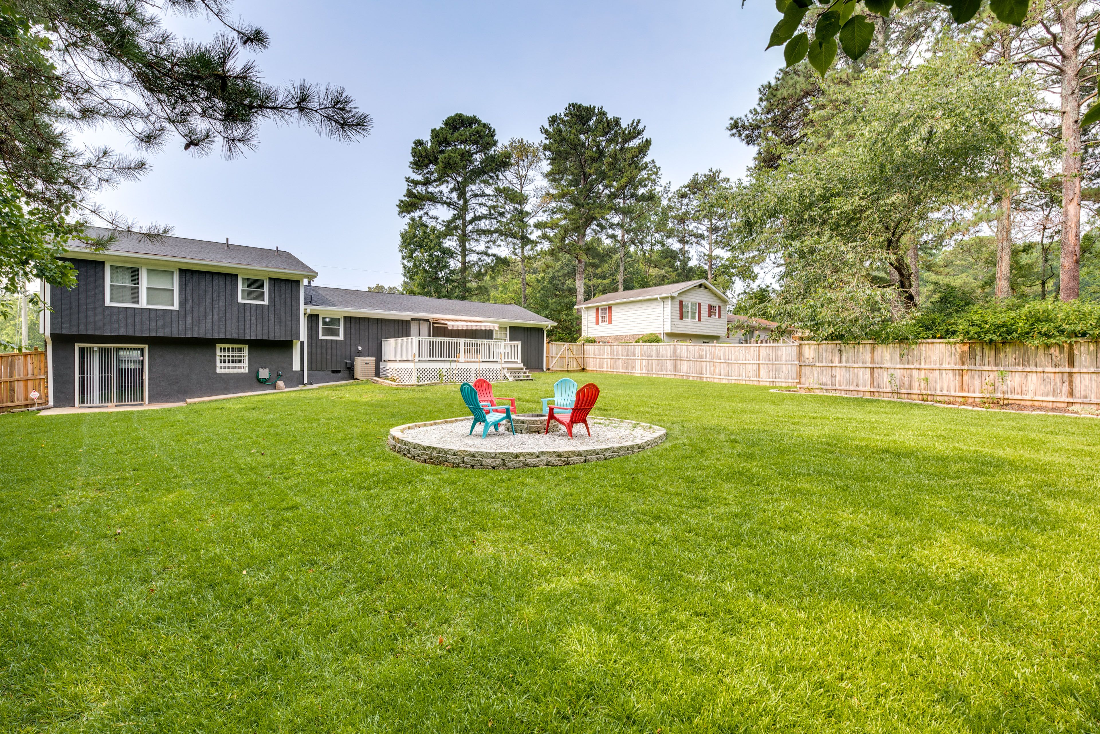 Douglasville Vacation Rental | 3BR | 2.5BA | Stairs Required | 2,150 Sq Ft
