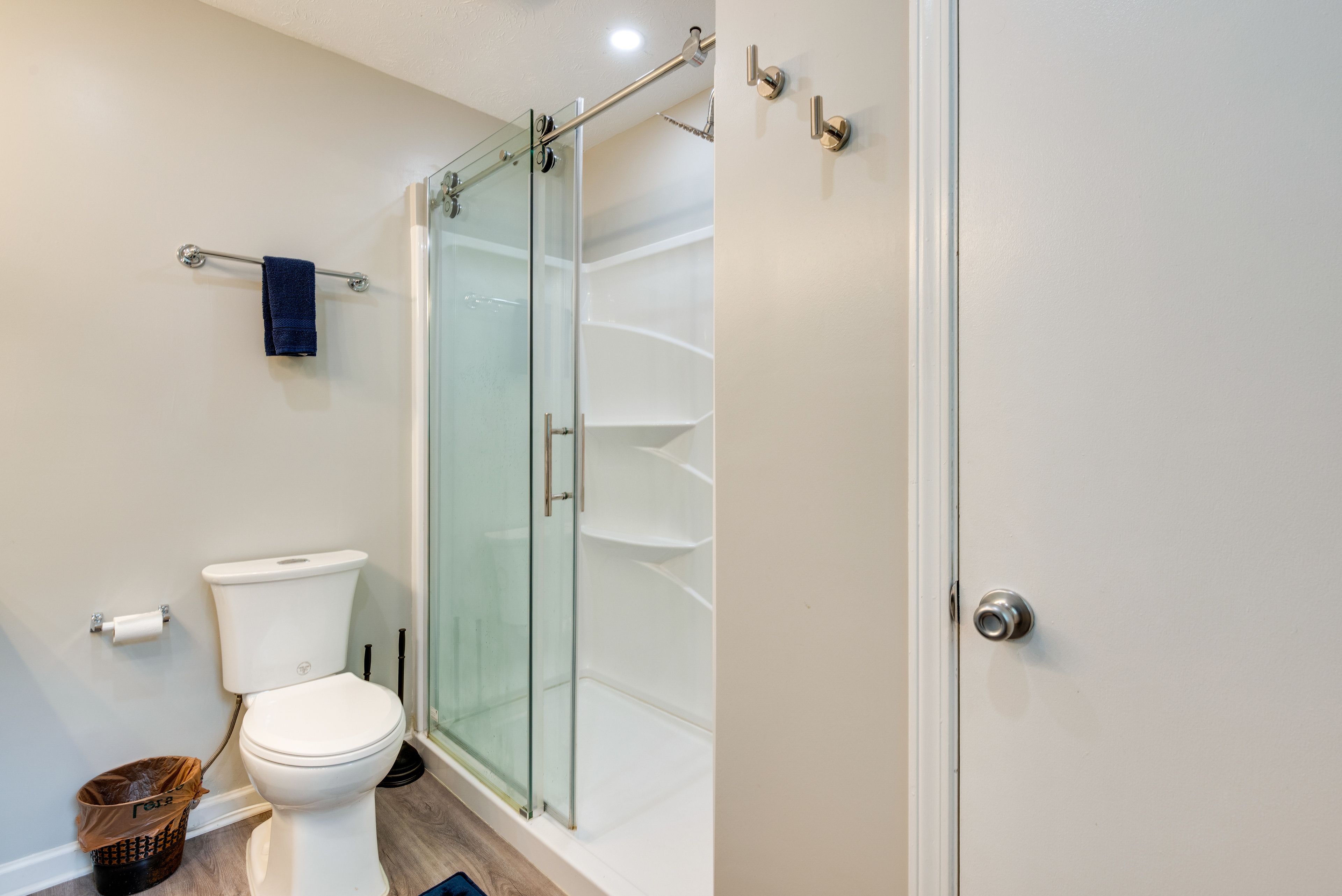 En-Suite Bathroom | Access via Bedroom 1 | Complimentary Toiletries