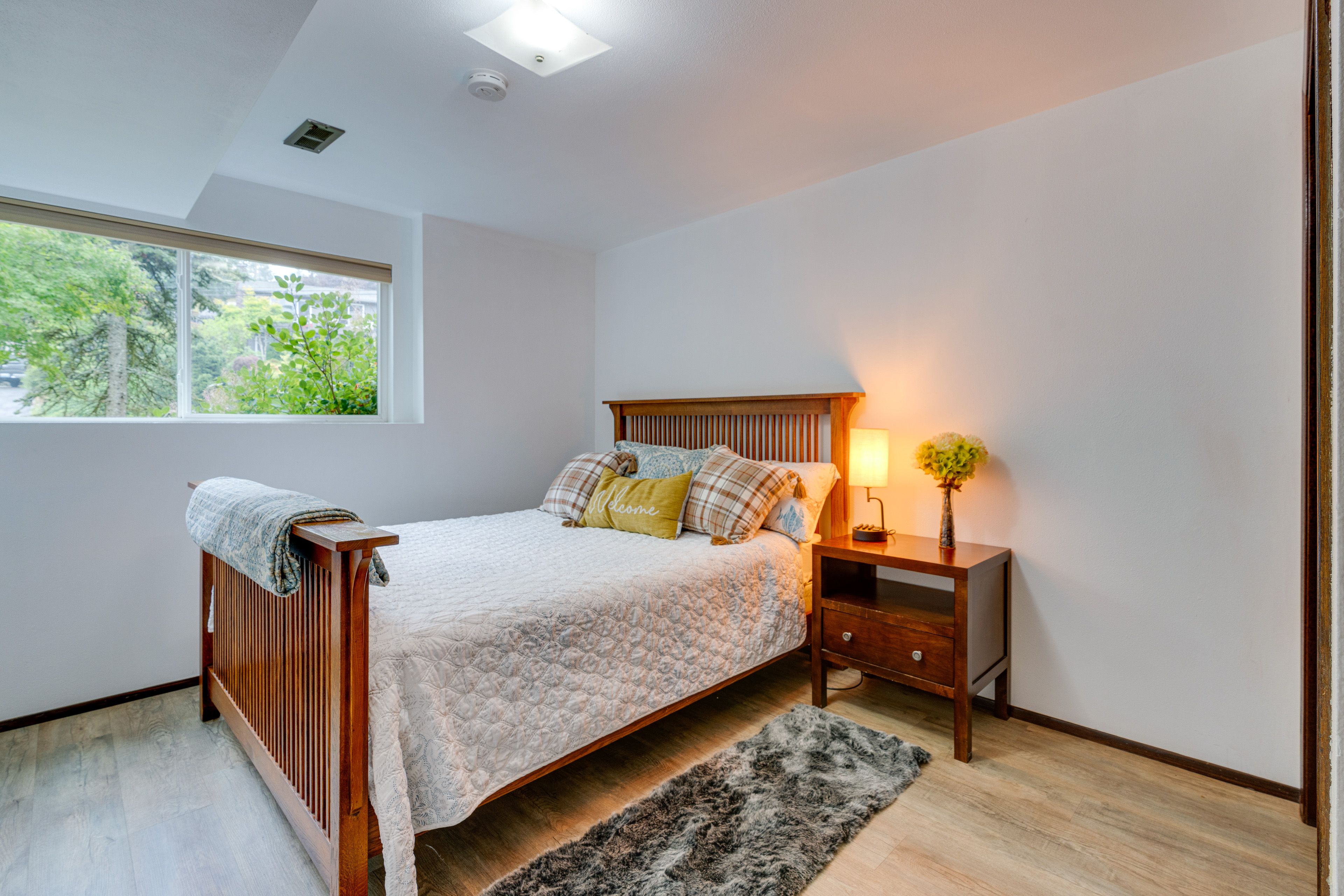 Bedroom 4 | Basement | Queen Bed
