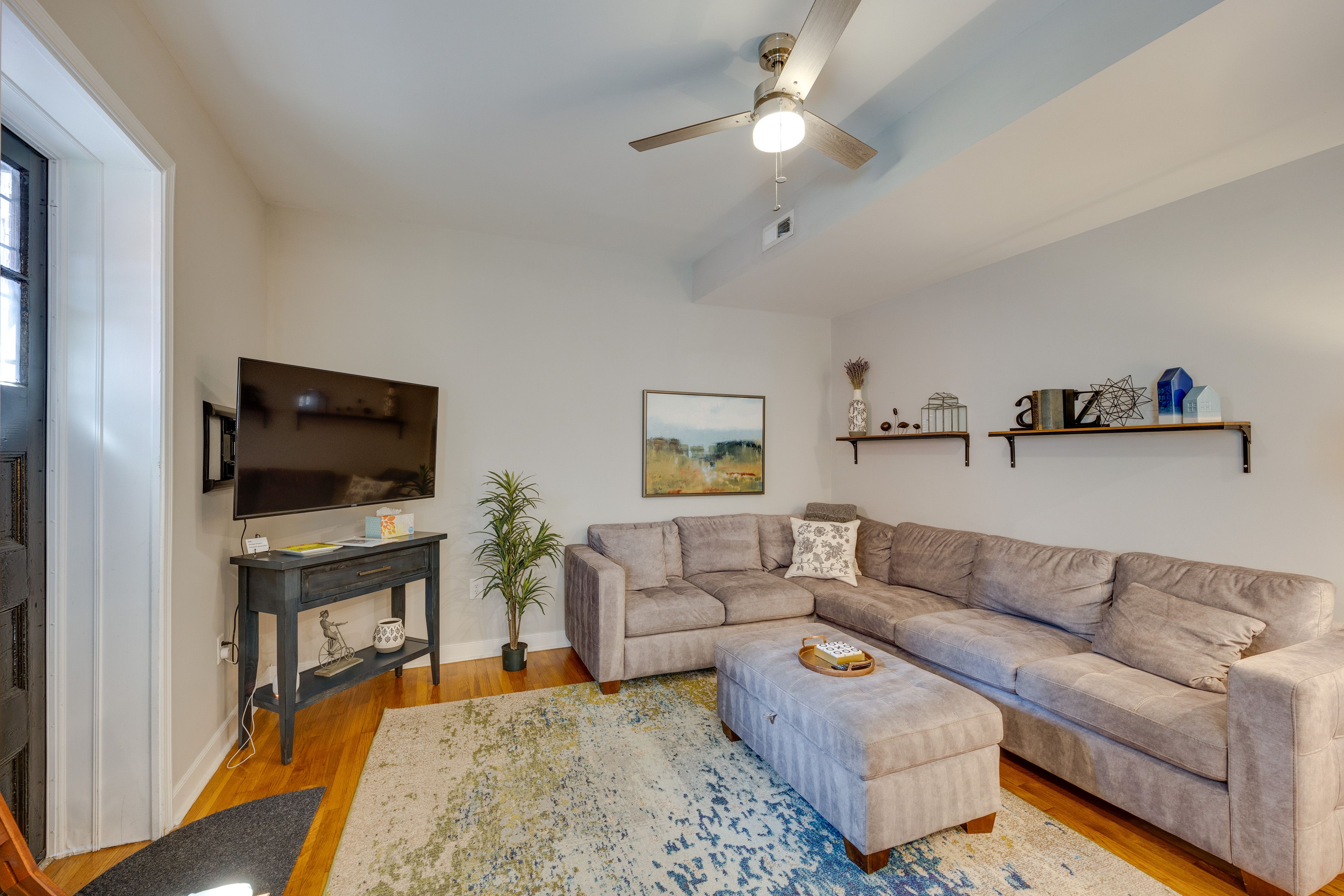 Richmond Vacation Rental | 2BR | 2BA | 1,100 Sq Ft | 1 Step to Enter