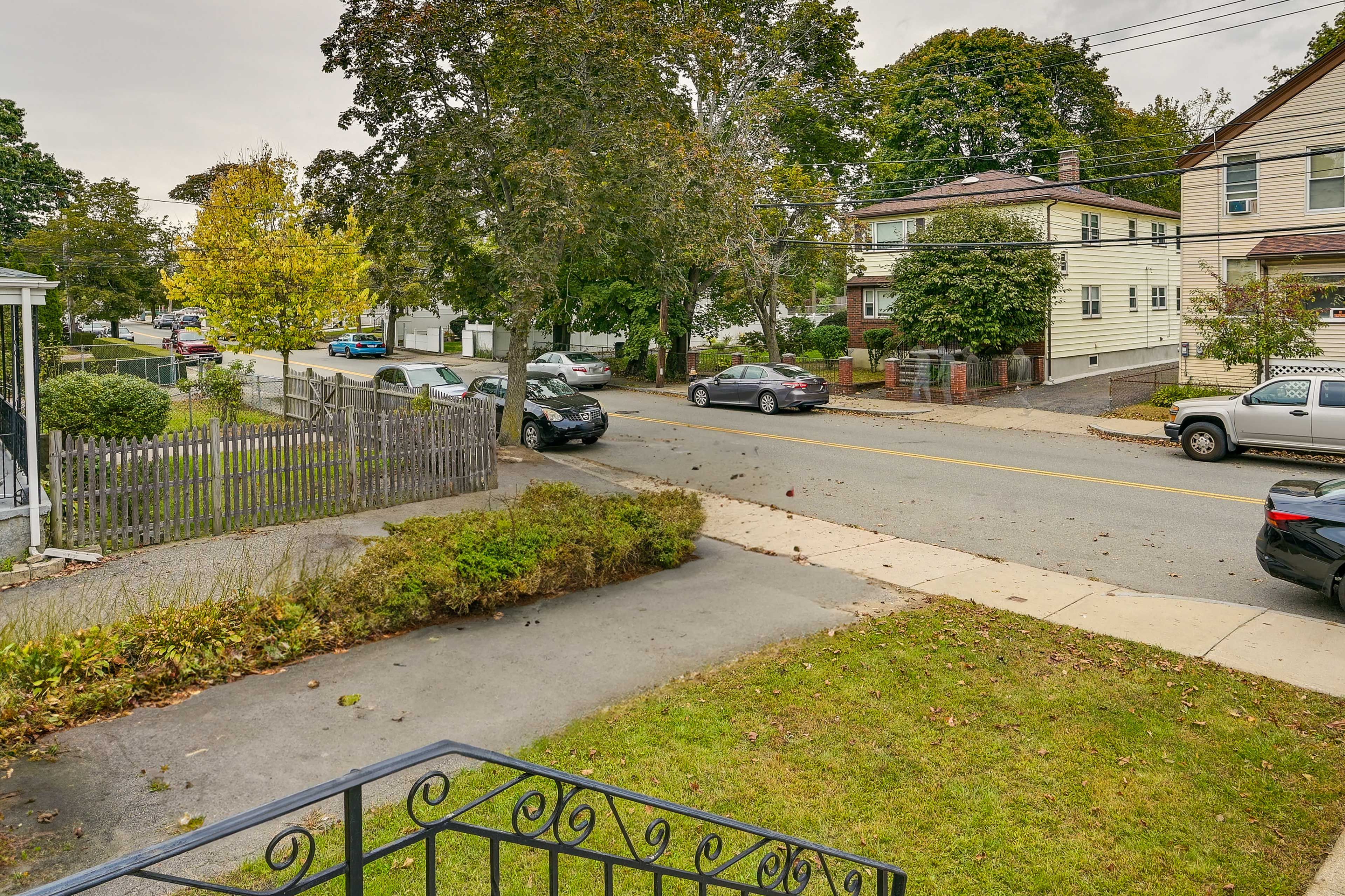 Driveway (1 Vehicle) | Free Street Parking (First-Come, First-Served)