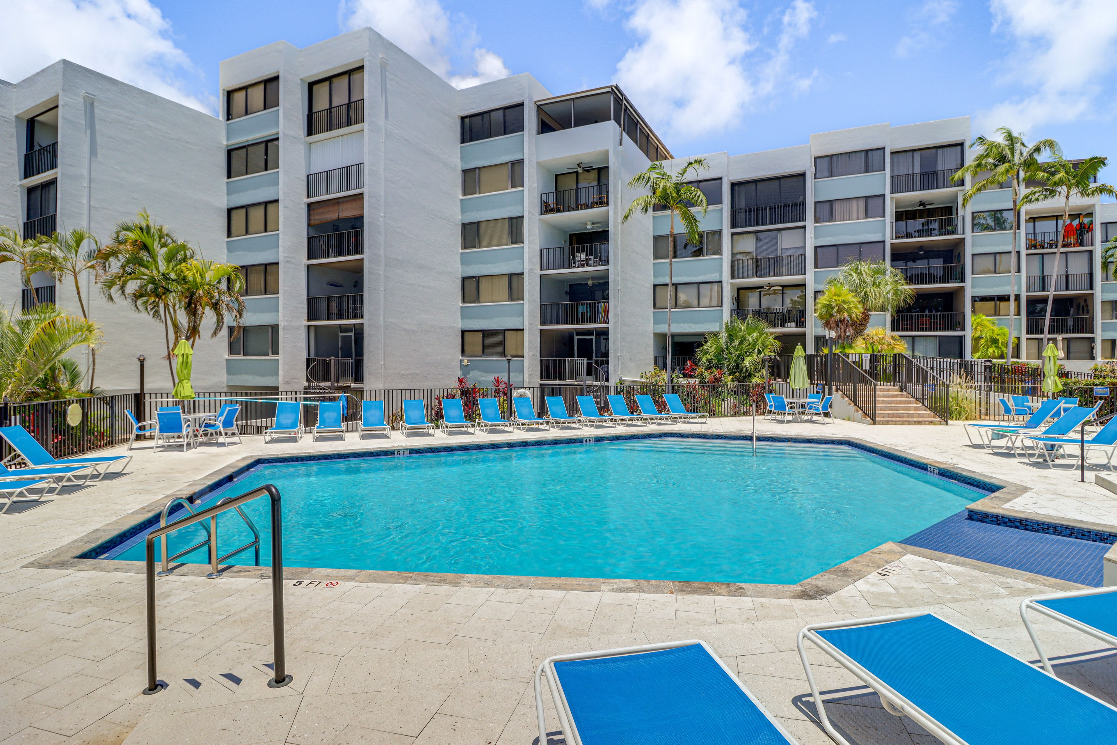 Moon Bay Condos | Community Amenities | Heated & Cooled Pool