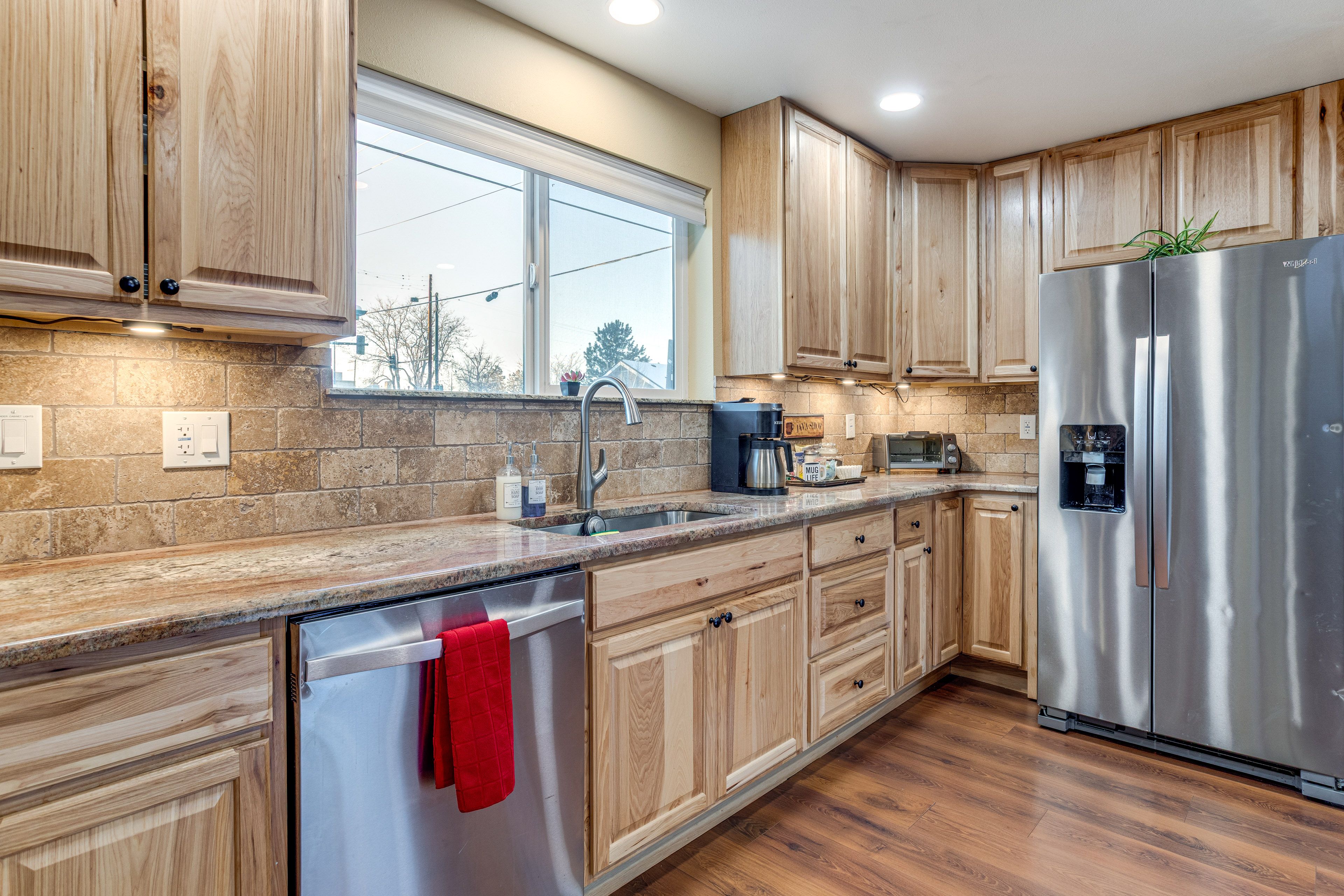 Kitchen | Coffee Maker | Toaster Oven