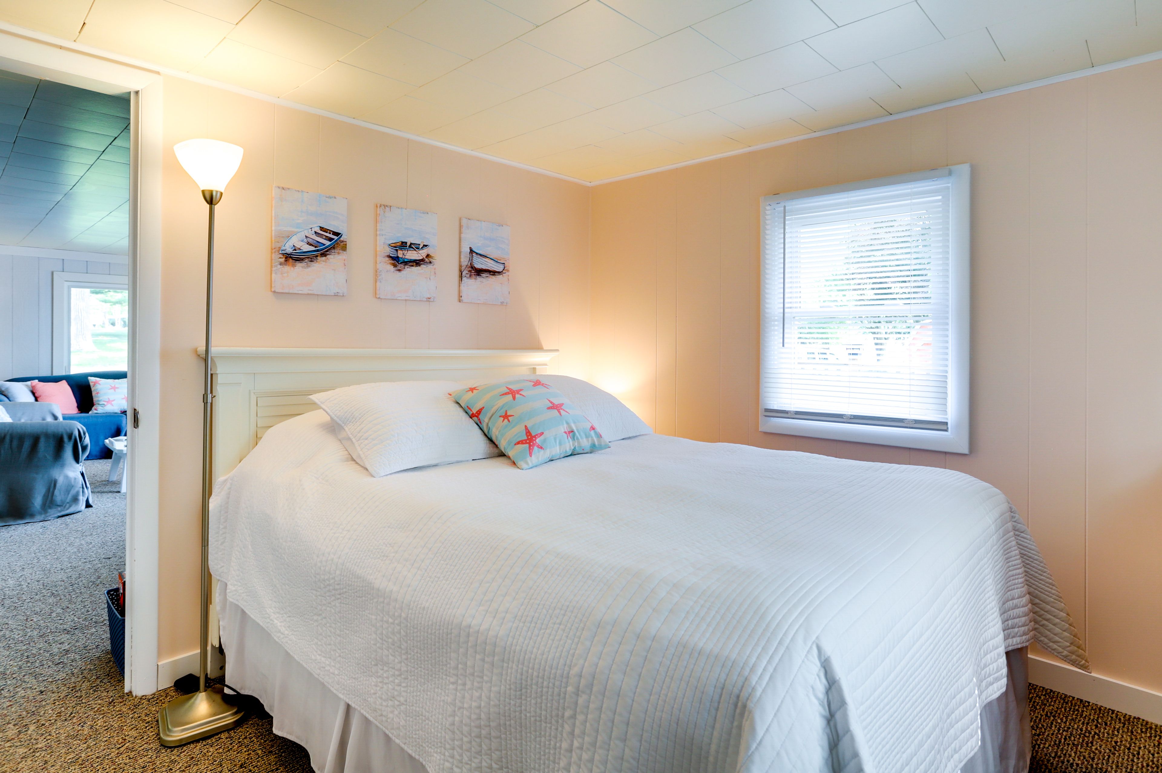 Bedroom 1 | Queen Bed | Linens Provided