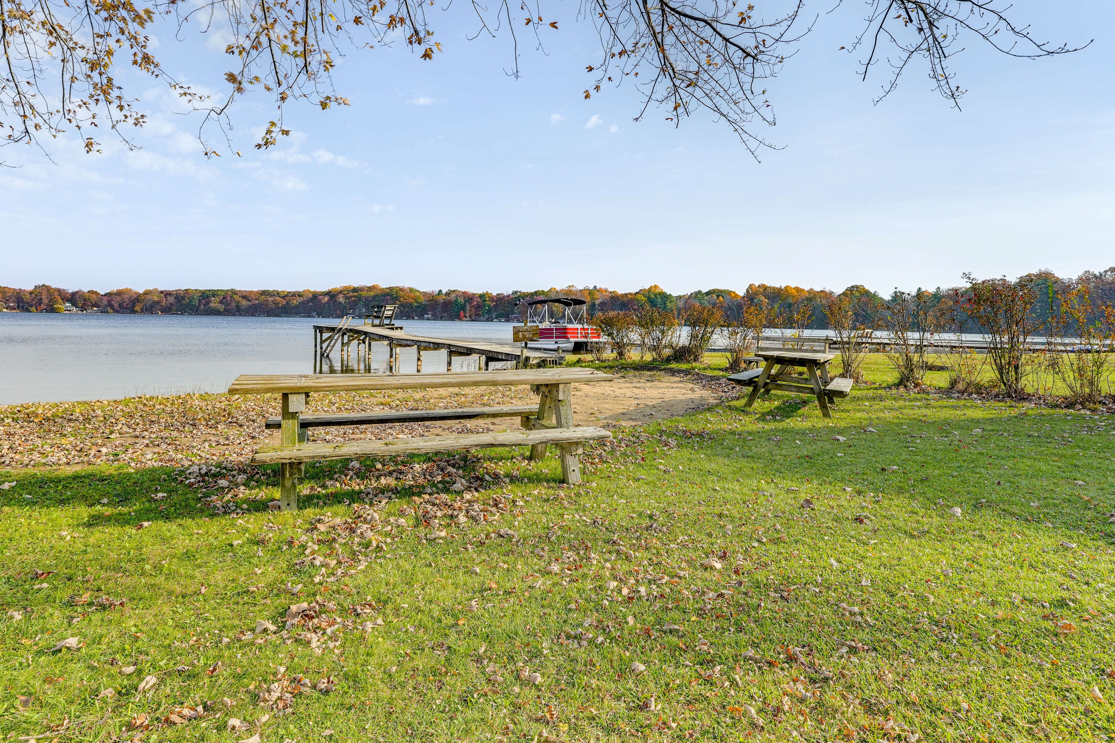 Osterhout Lake Access On-Site | Beach | Boat Launch