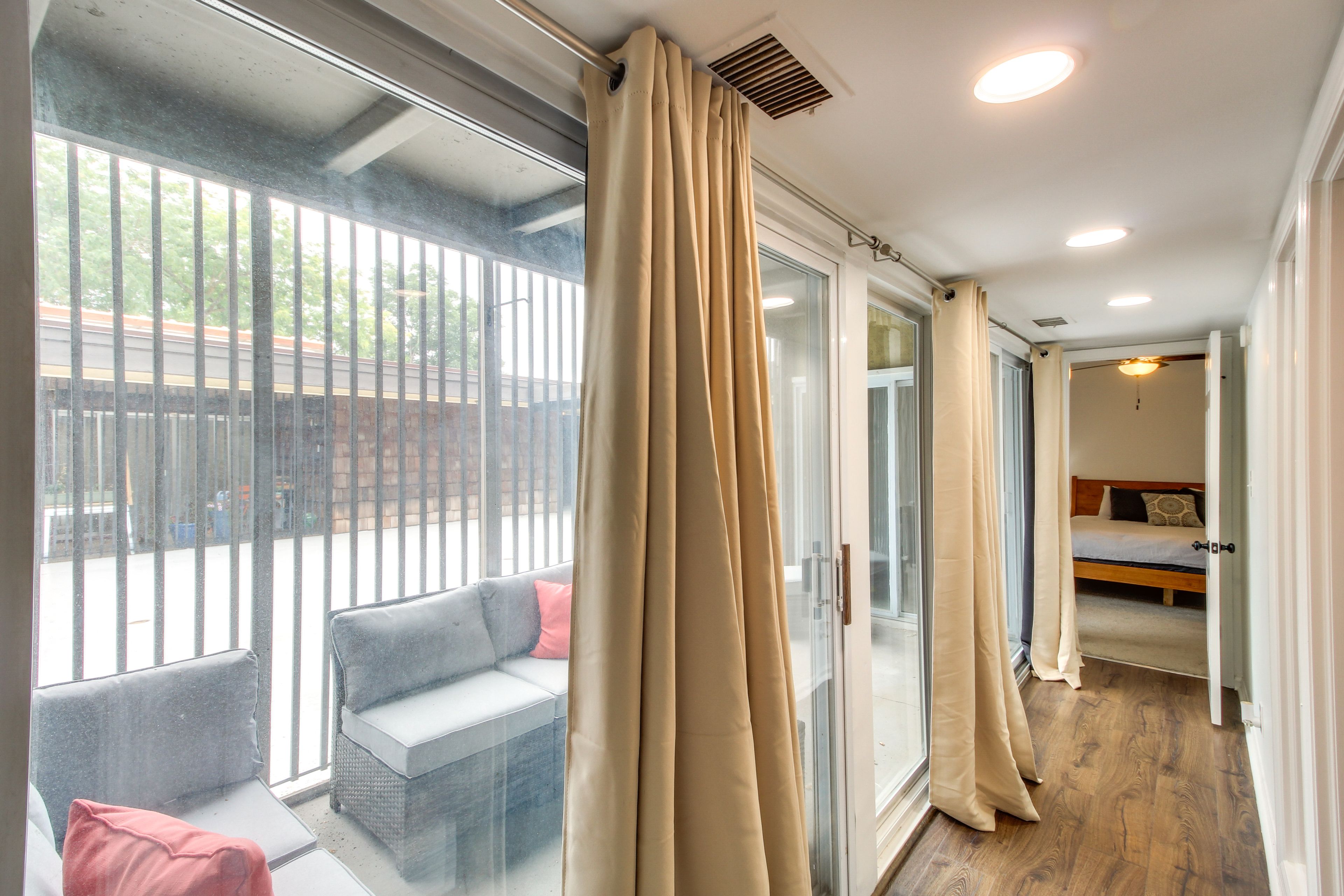 Screened-In Porch