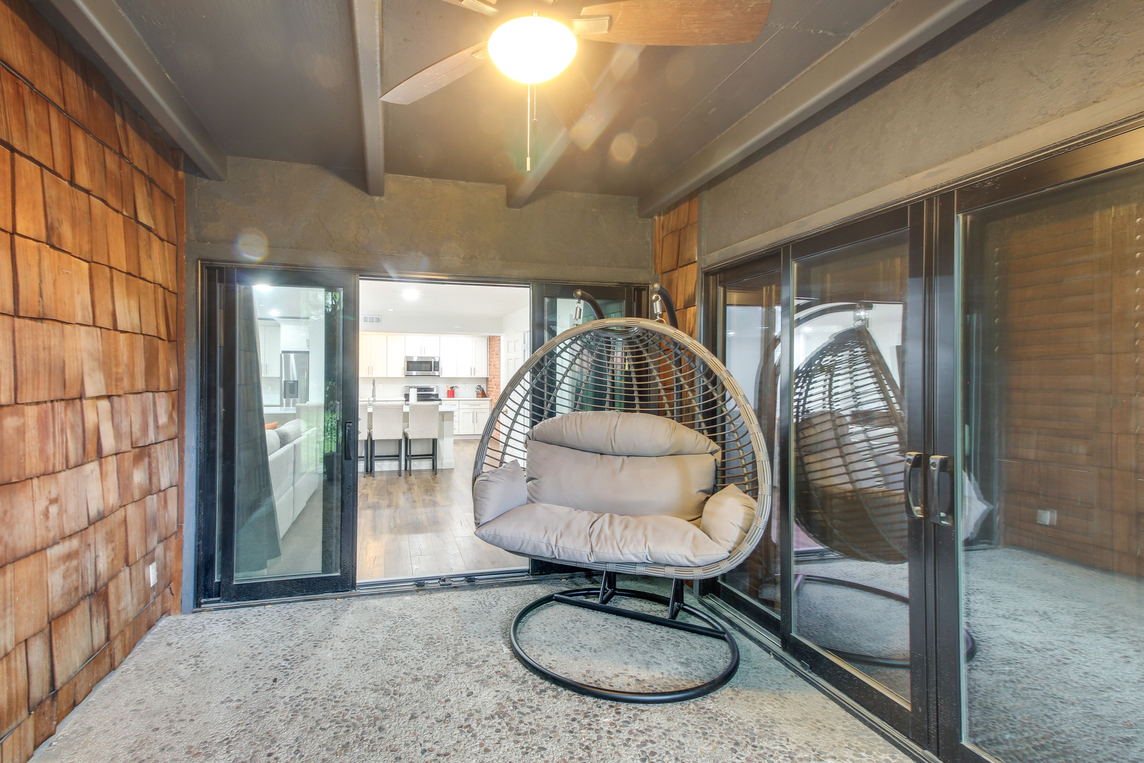 Screened-In Patio