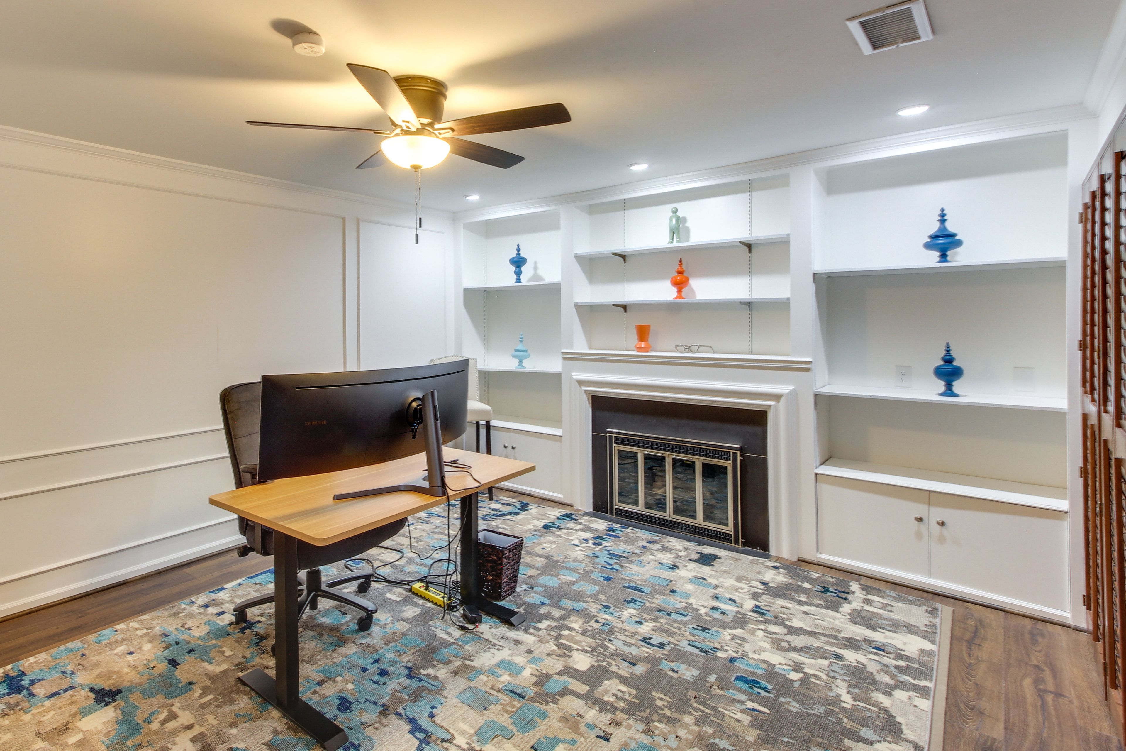 Office | Laptop-Friendly Workspace