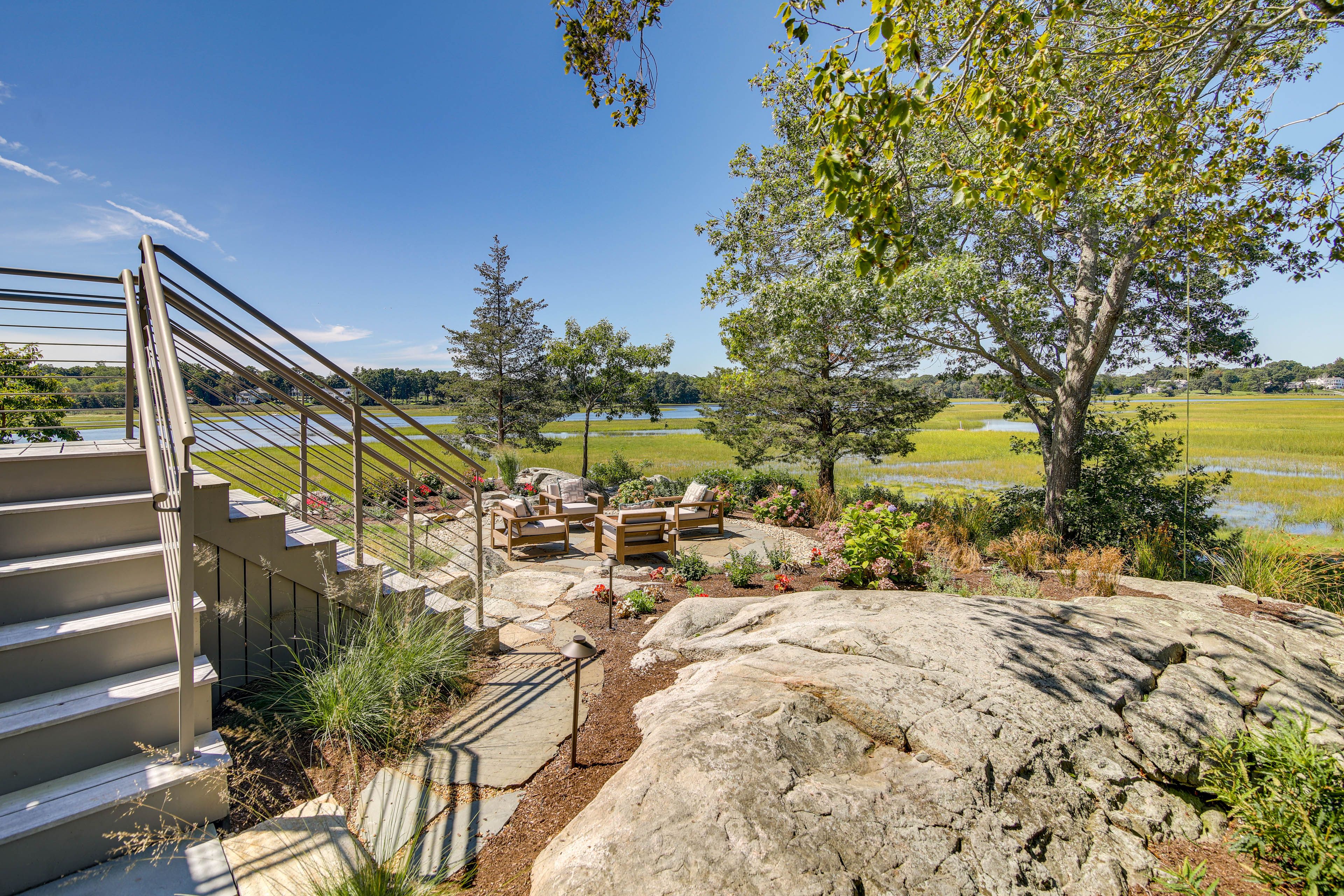 Private Patio | Fire Pit