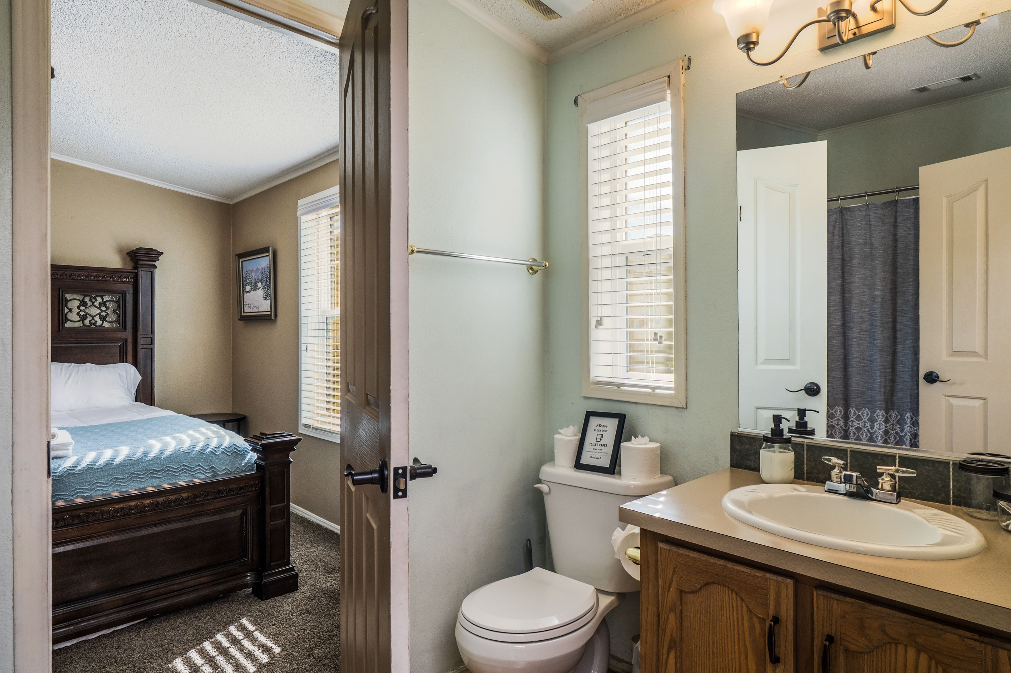 Full Bath | Complimentary Toiletries