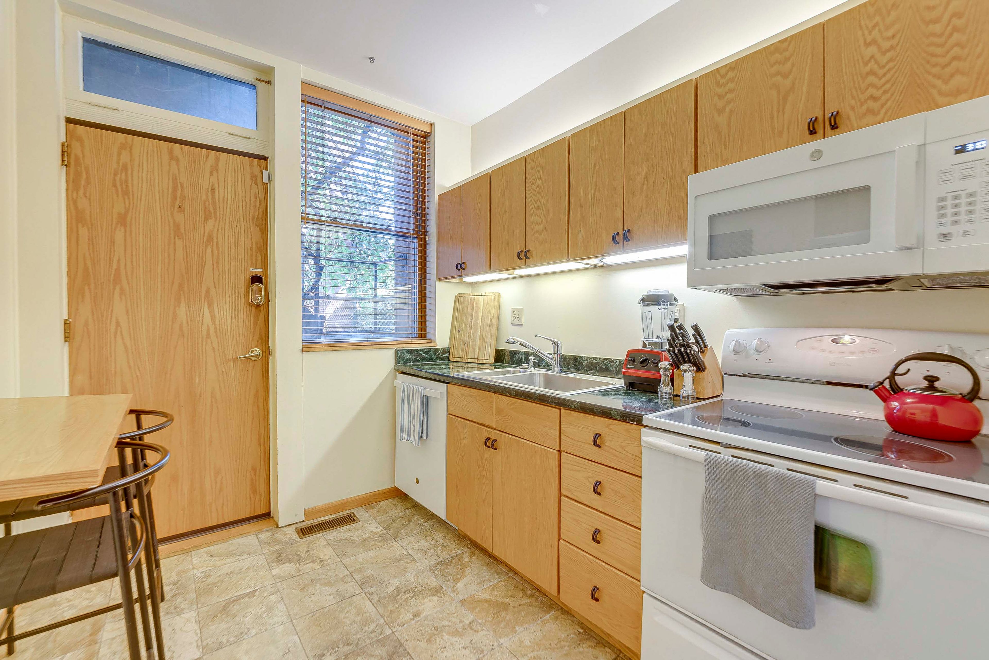 Kitchen | Blender | Coffee Maker | Toaster Oven | Cooking Basics | Spices