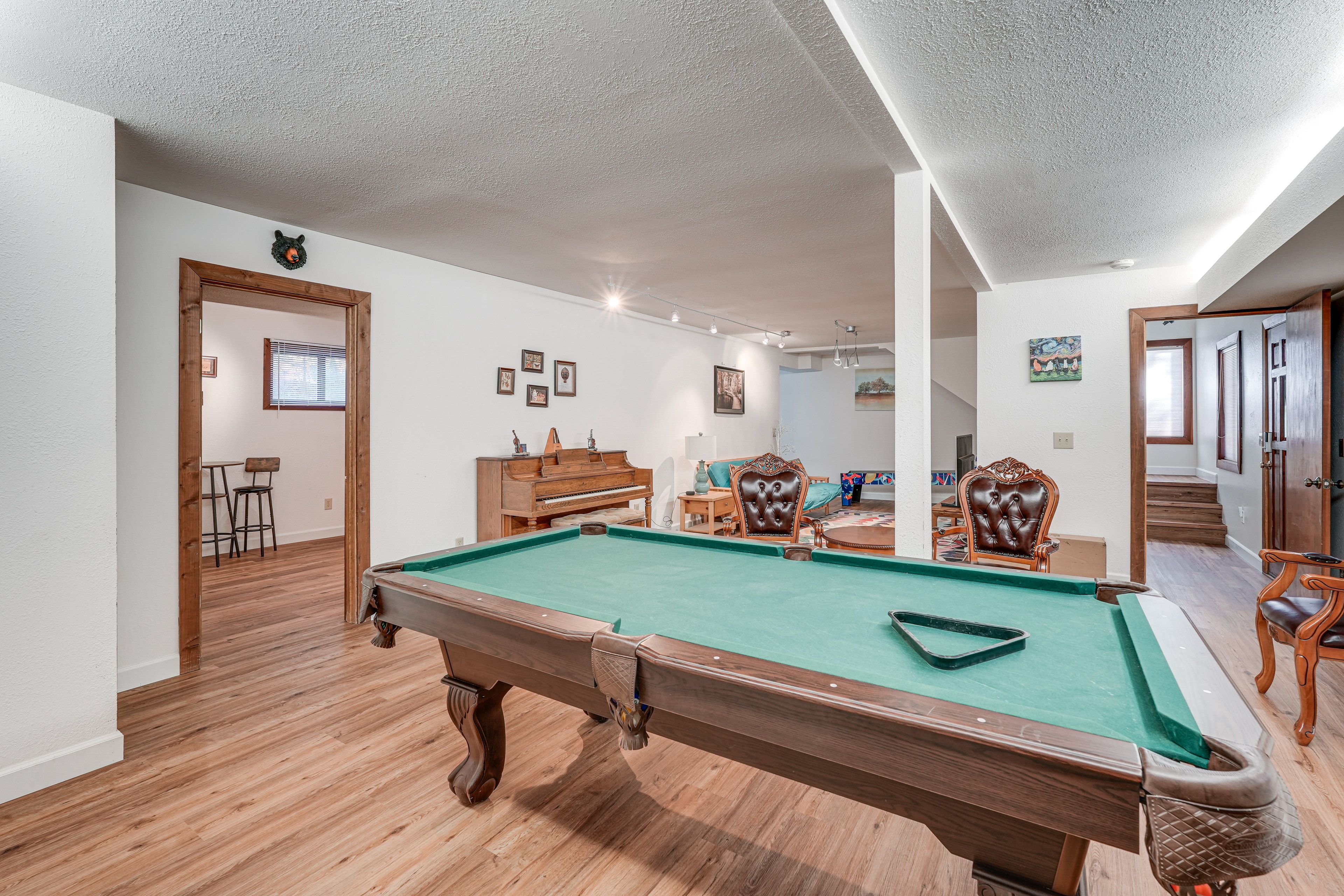 Game Room | Piano | Pool Table | Air Hockey | Skee-Ball