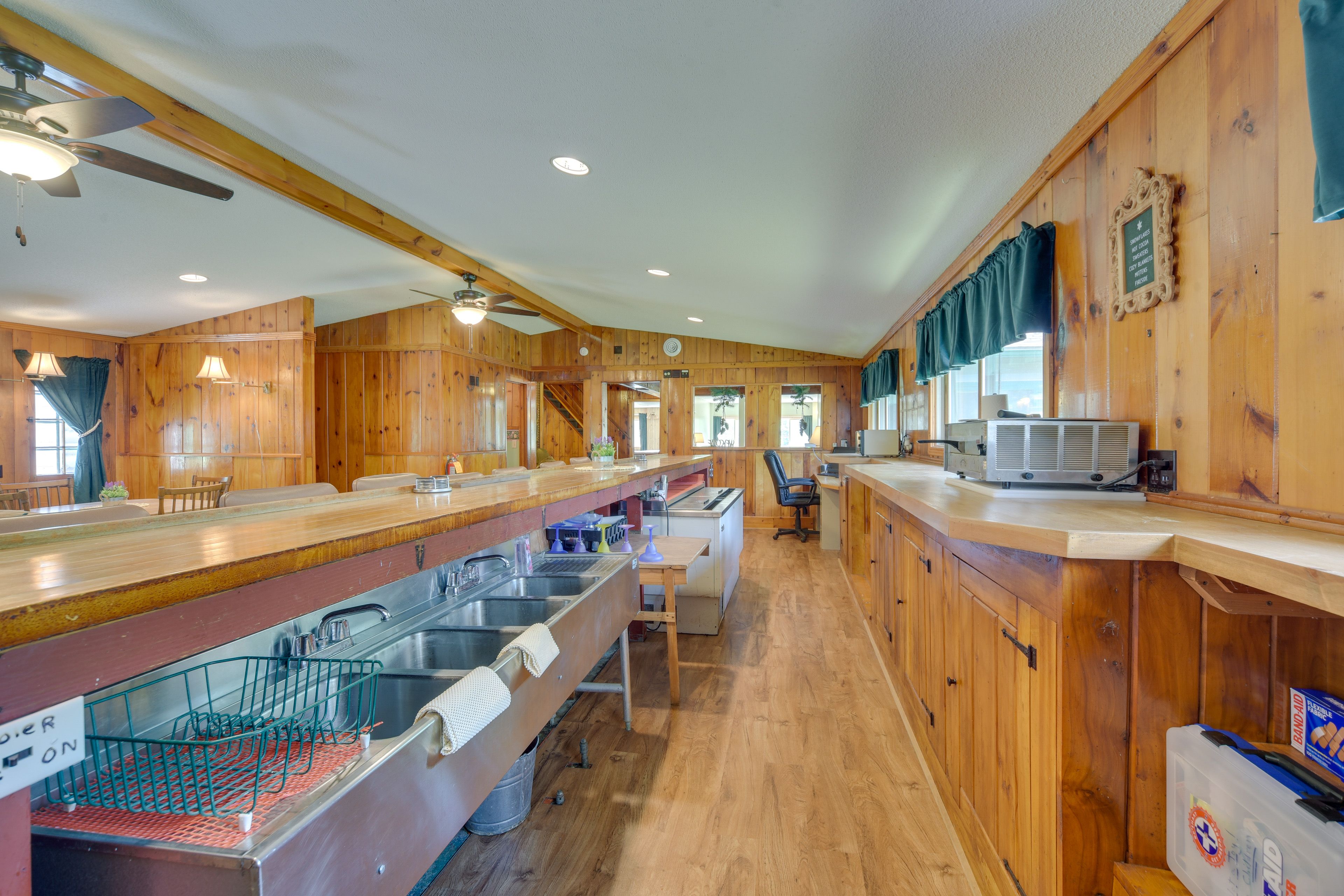 Wet Bar