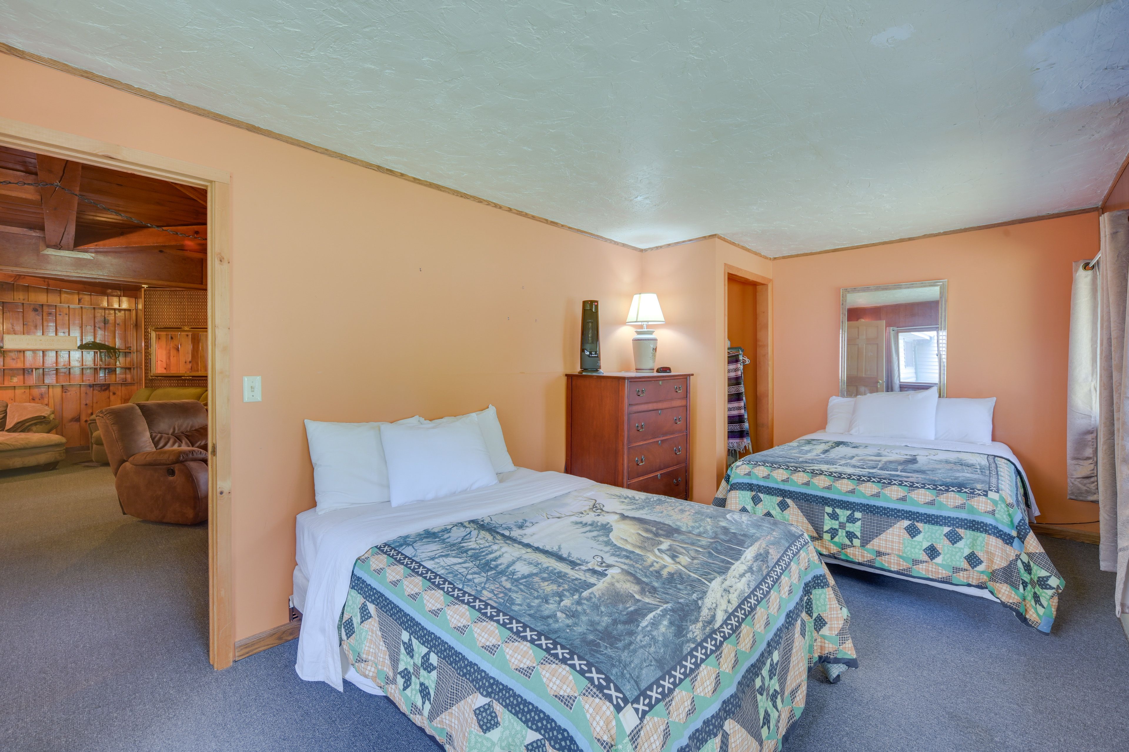 Bedroom 3 | 1st Floor | 2 Queen Beds