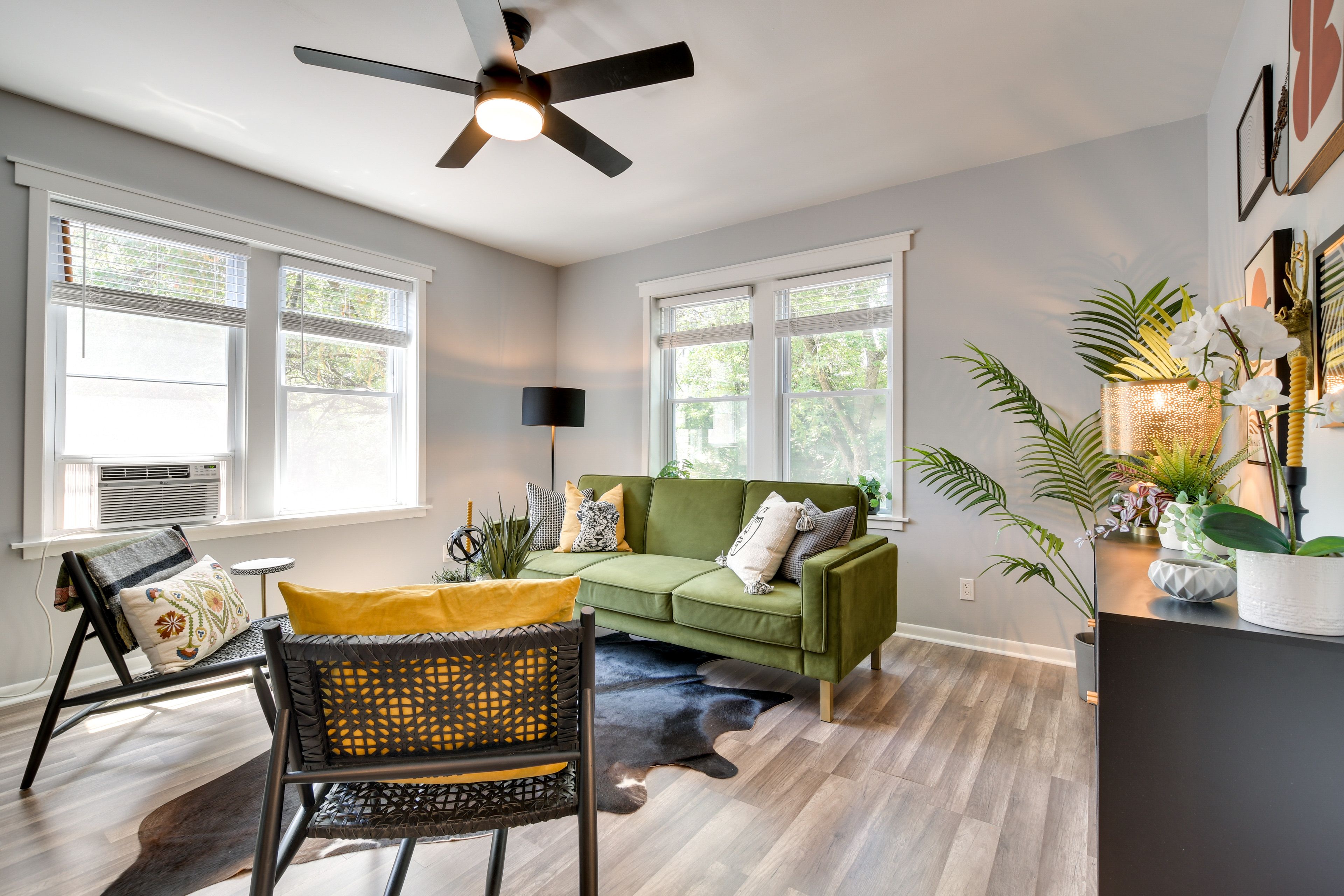 Living Room | Twin XL Sleeper Sofa | Ceiling Fans | Indoor Fireplace