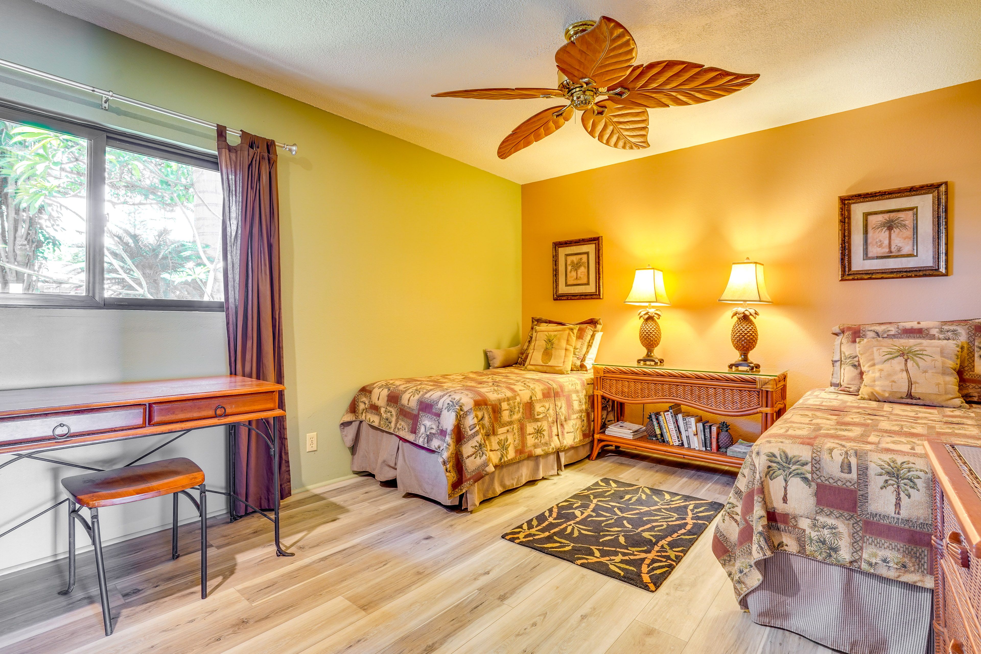 Bedroom 2 | 2 Twin Beds