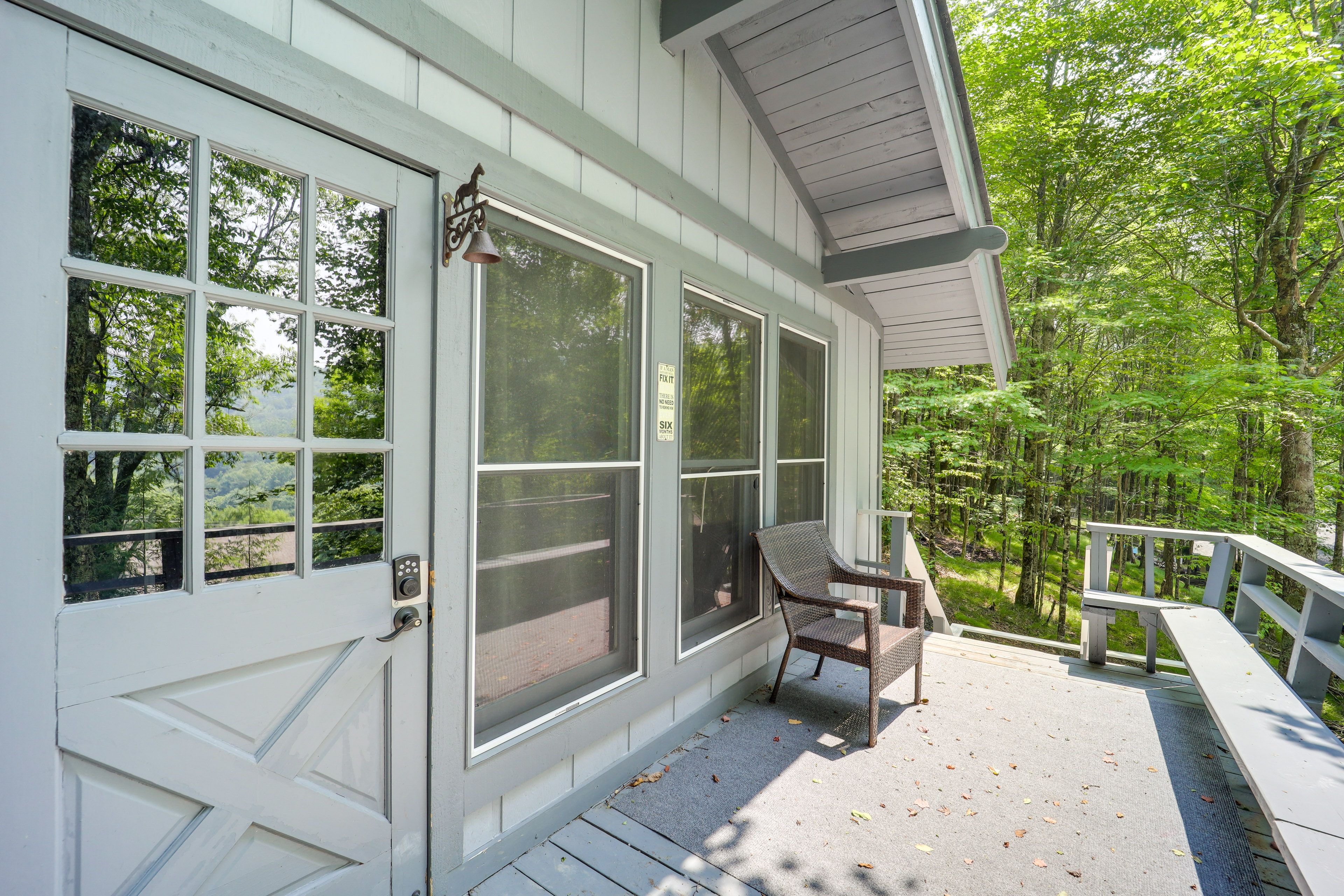 Private Deck