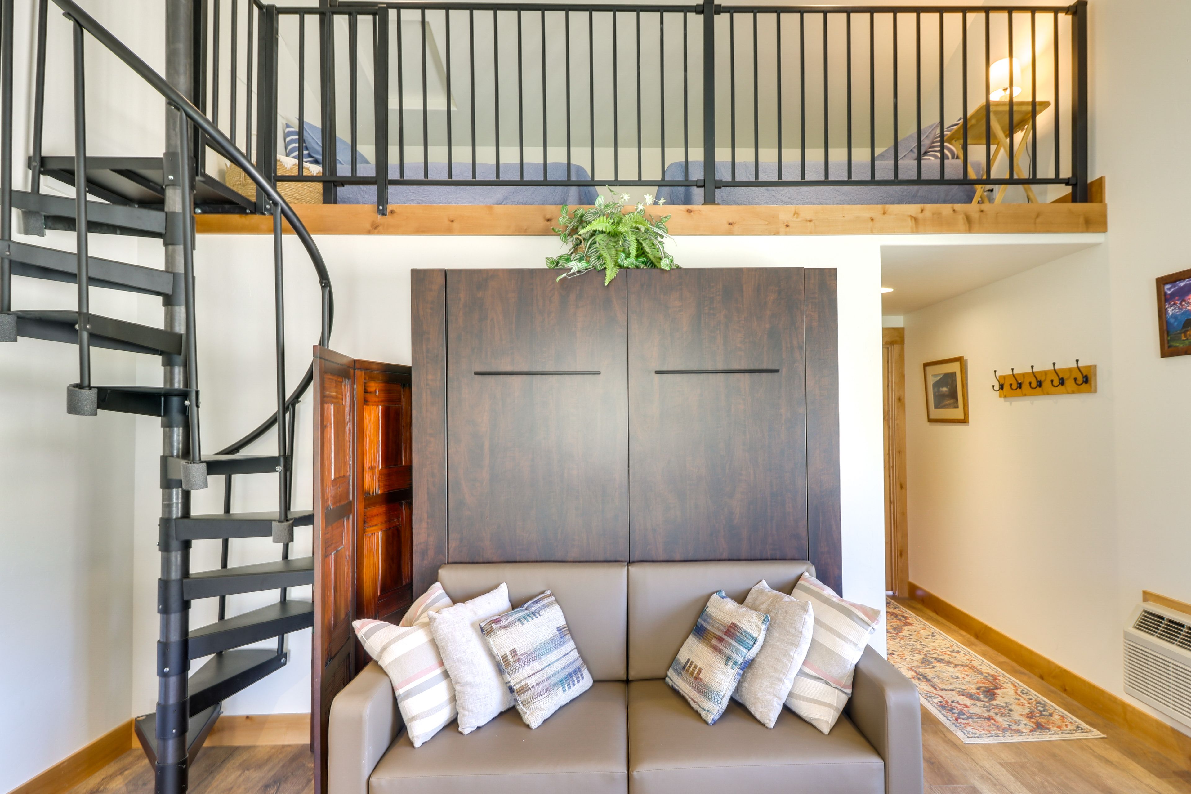 Living Room | Full Sleeper Sofa | Flat-Screen TV