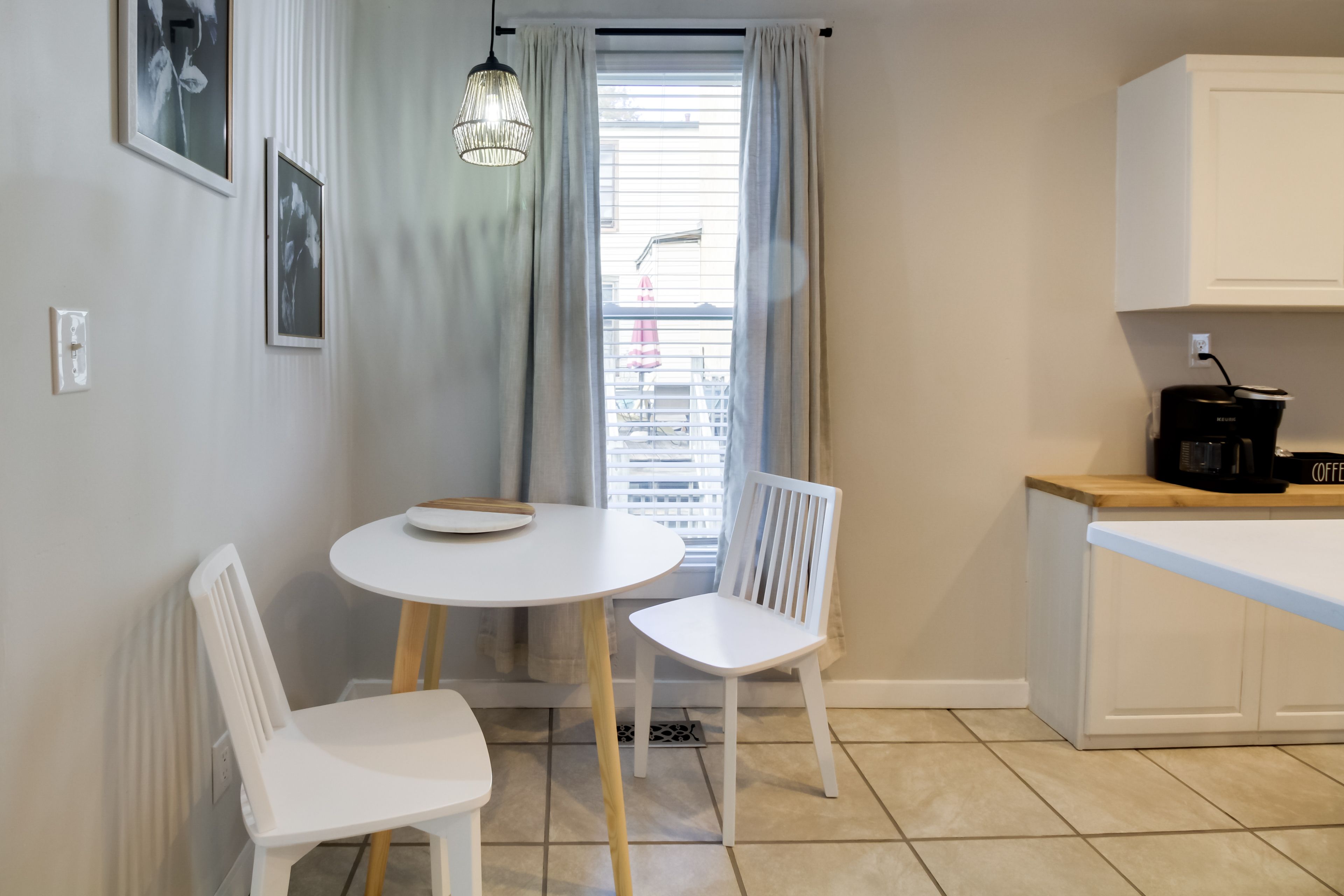 Additional Dining Area | Dining Table