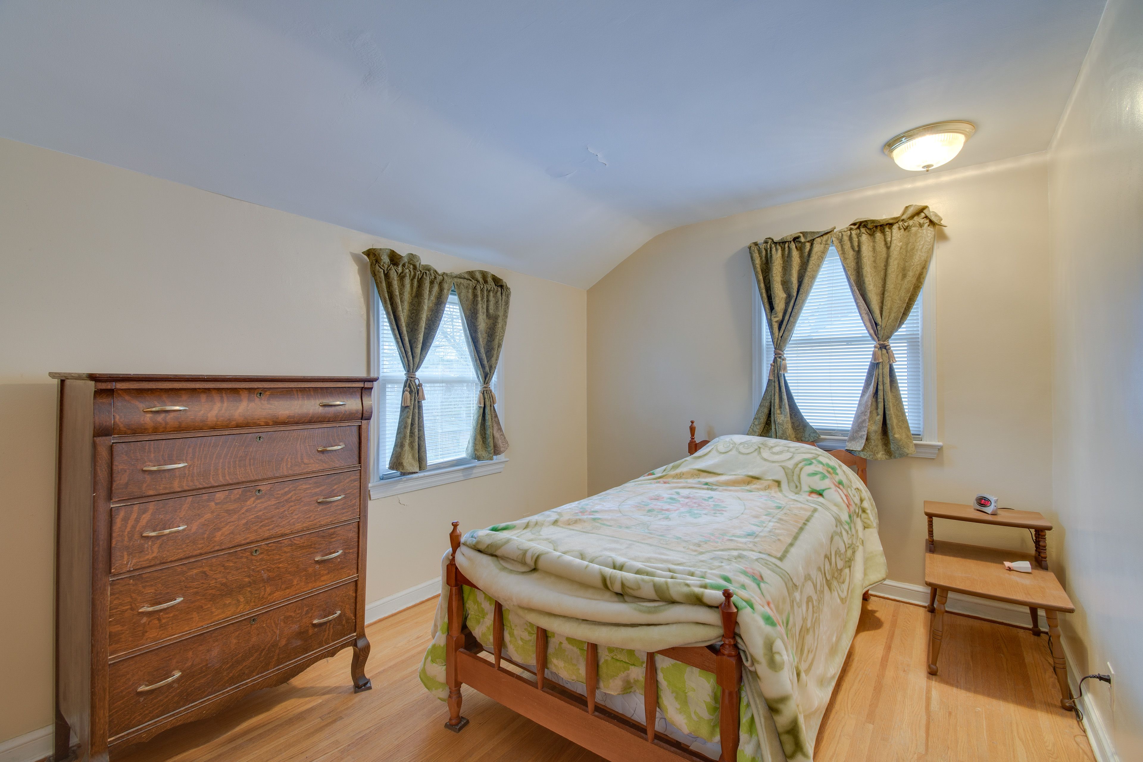 Bedroom 3 | Twin Bed