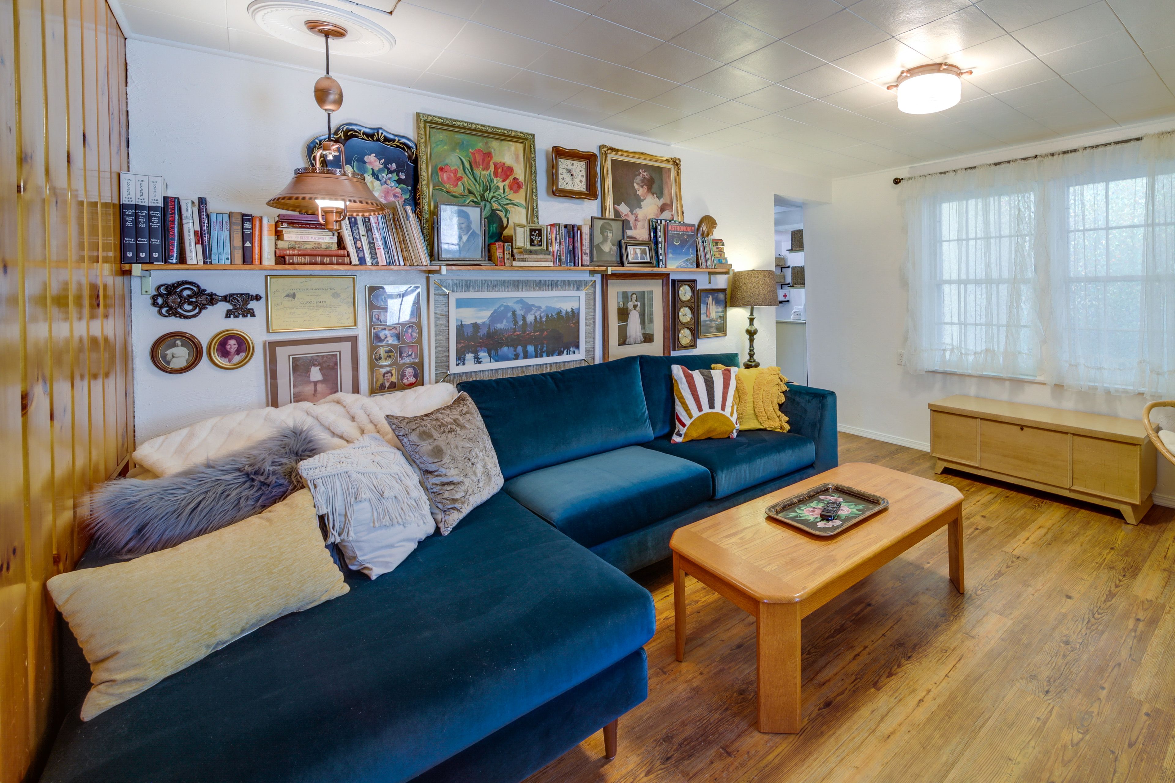 Newport Vacation Rental | 2BR | 1BA | Steps Required | 700 Sq Ft