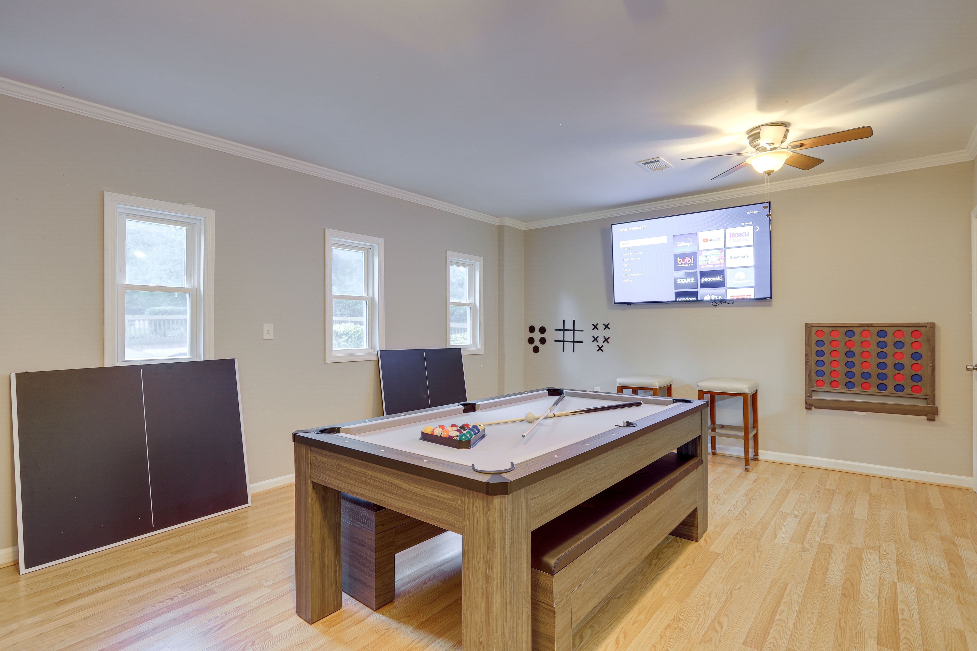 Game Room | Smart TV