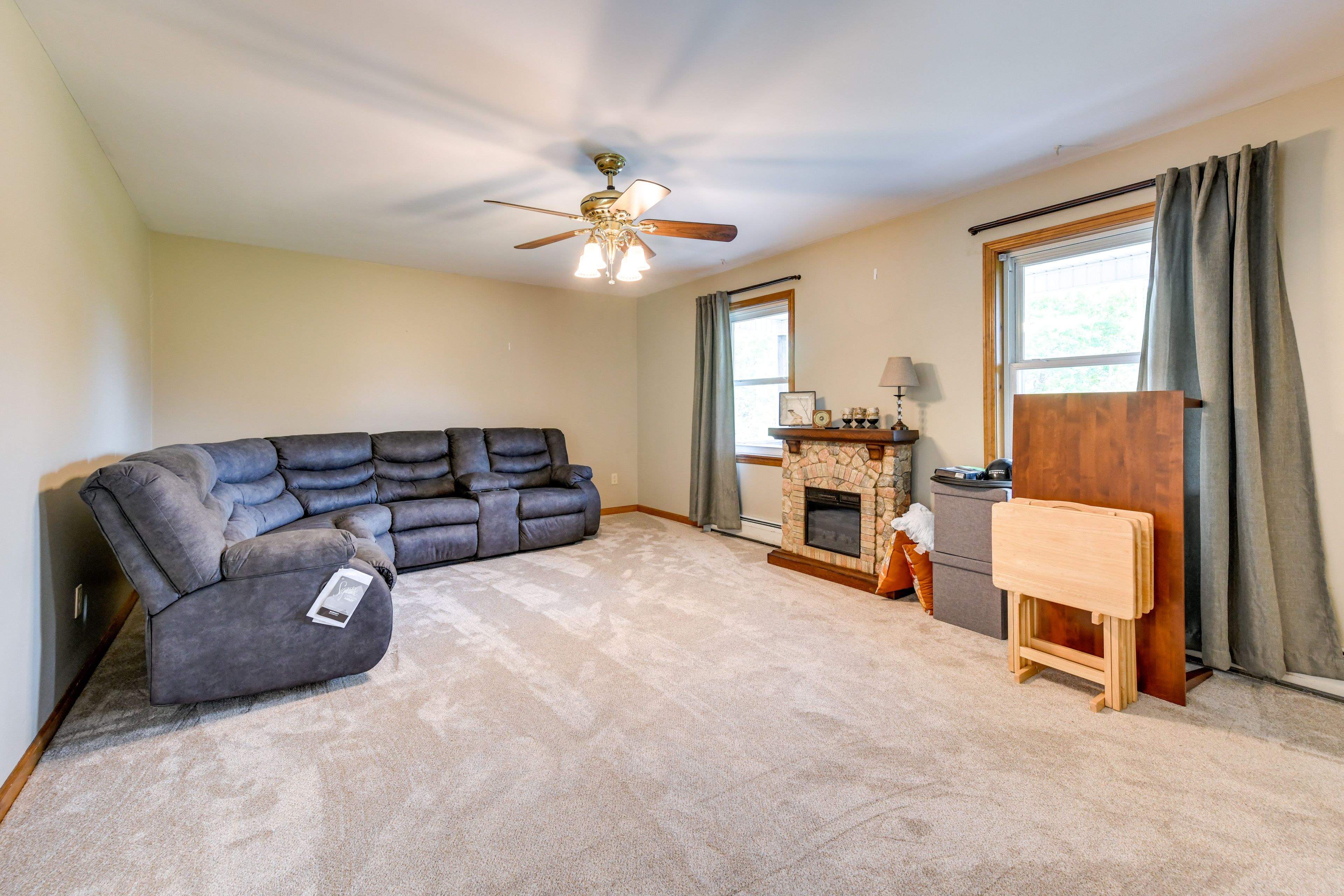 Living Room | Smart TV