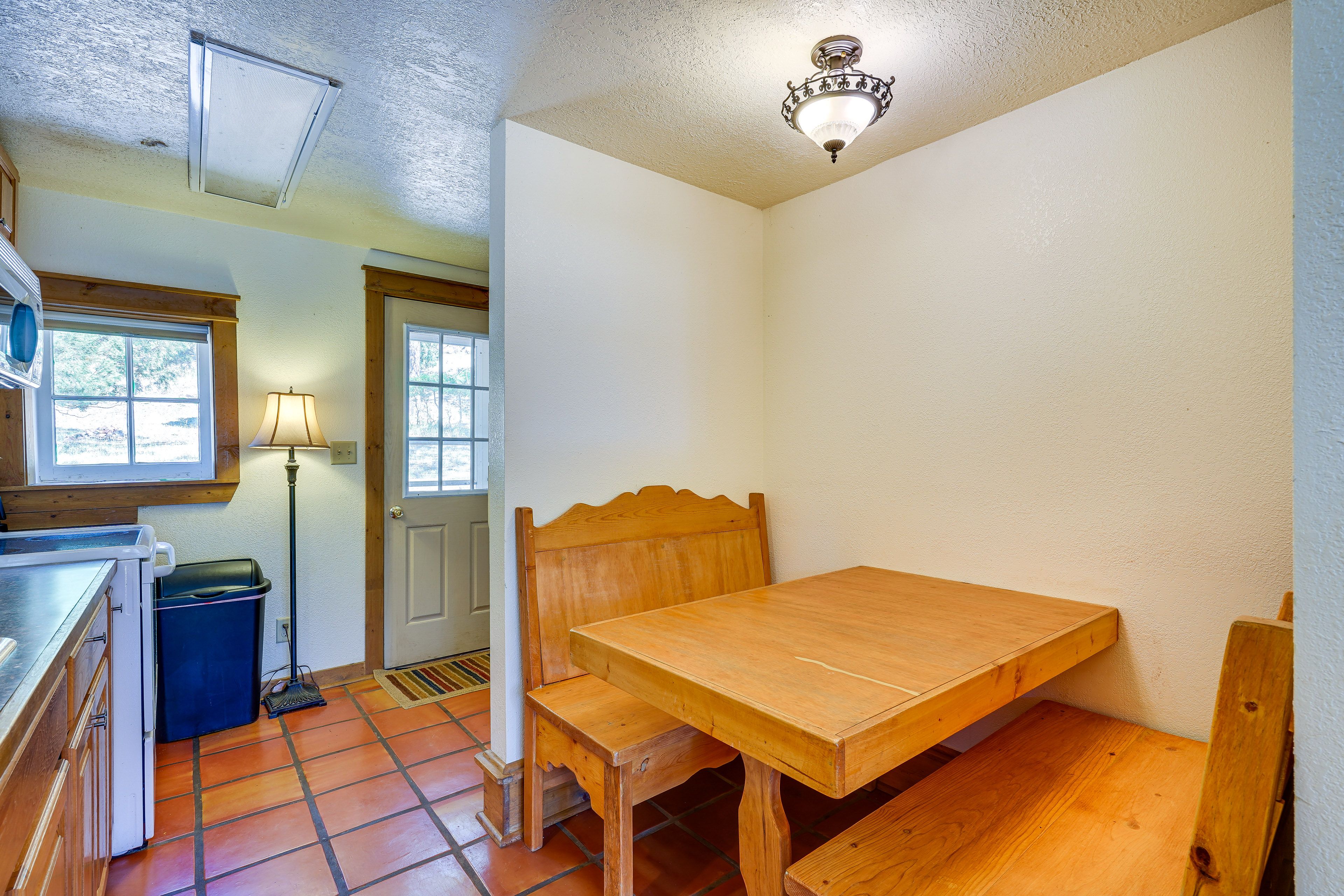 Dining Booth