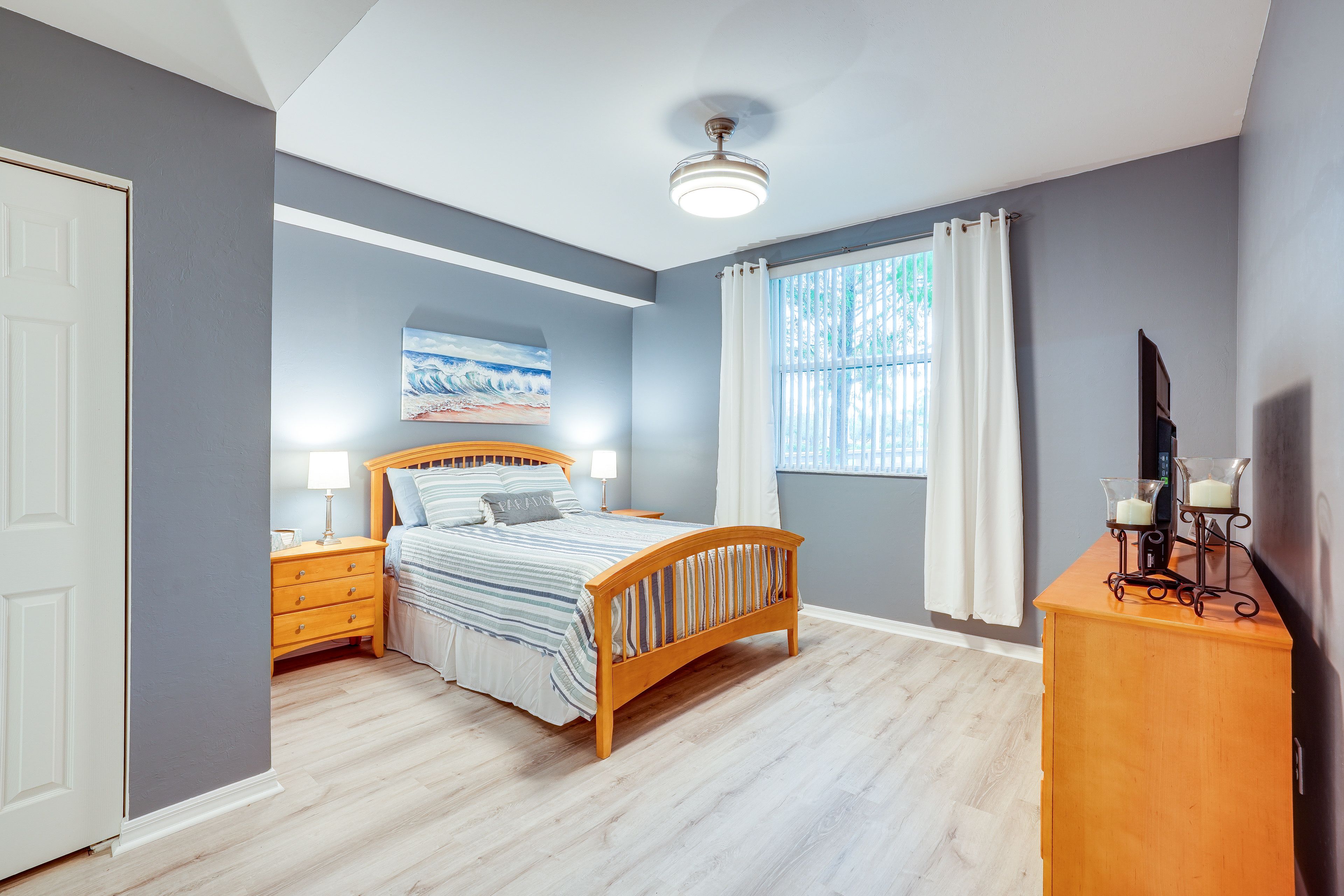Bedroom 1 | Queen Bed | Linens Provided