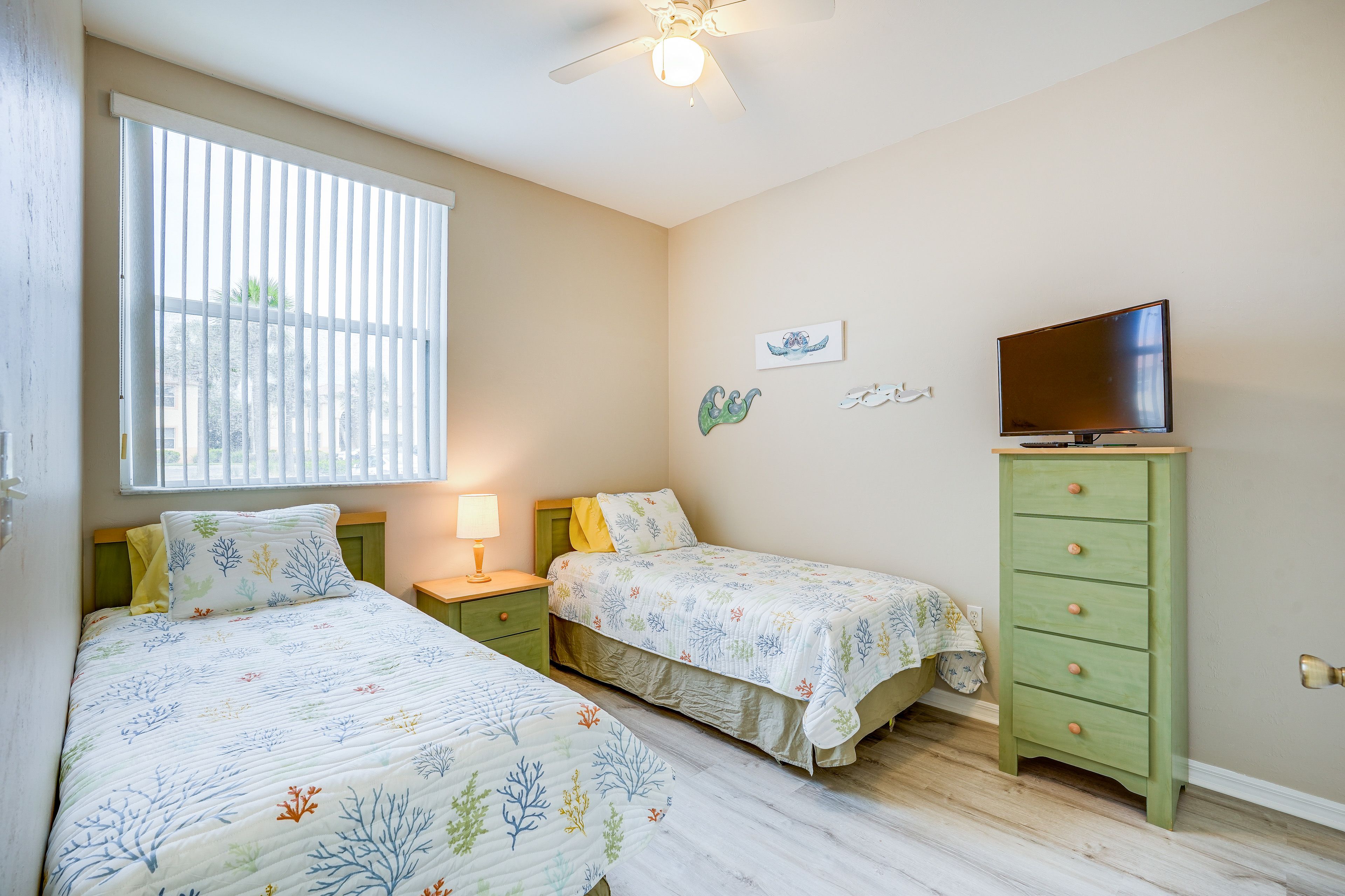 Bedroom 3 | 2 Twin Beds