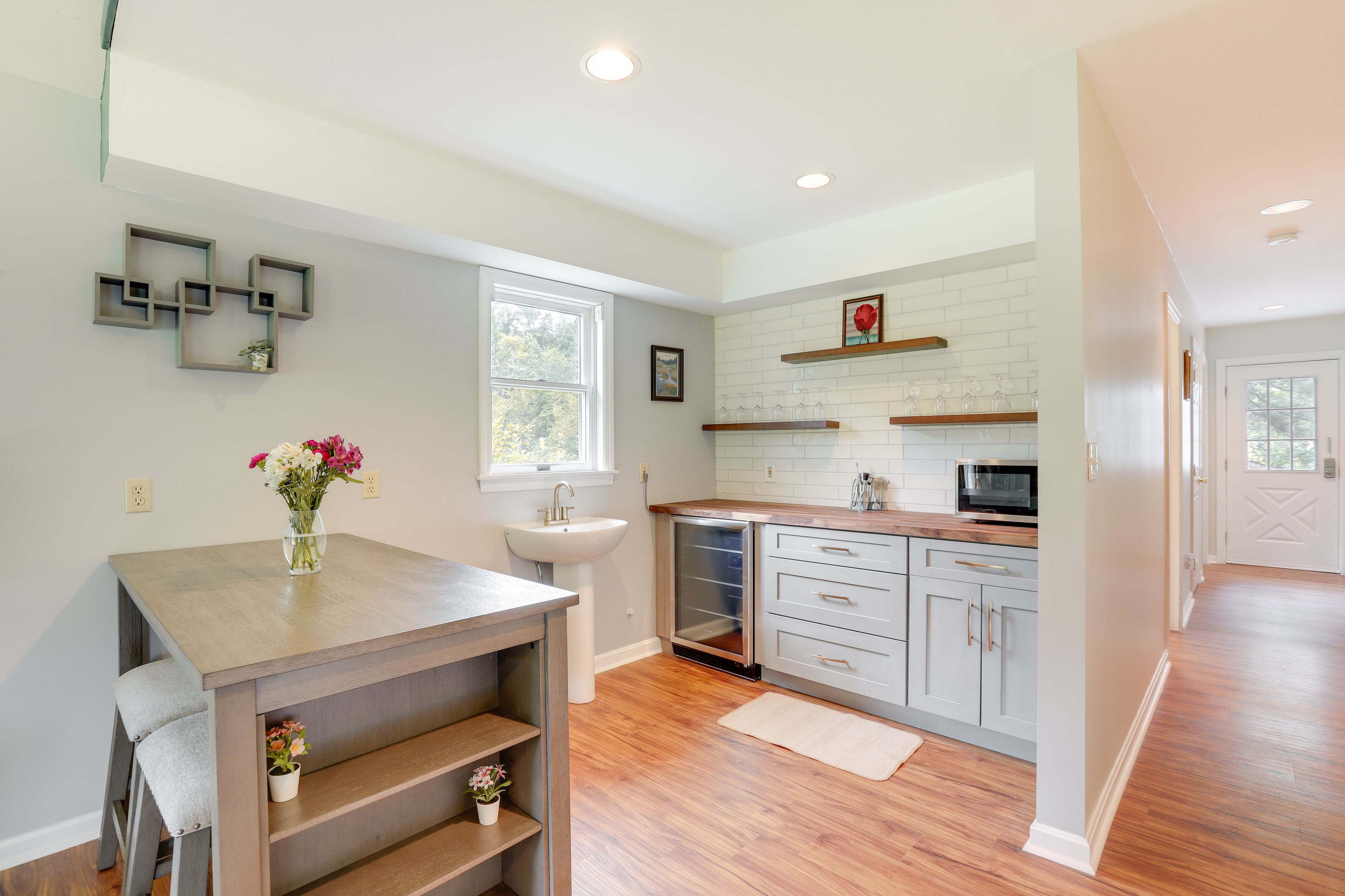 Wet Bar
