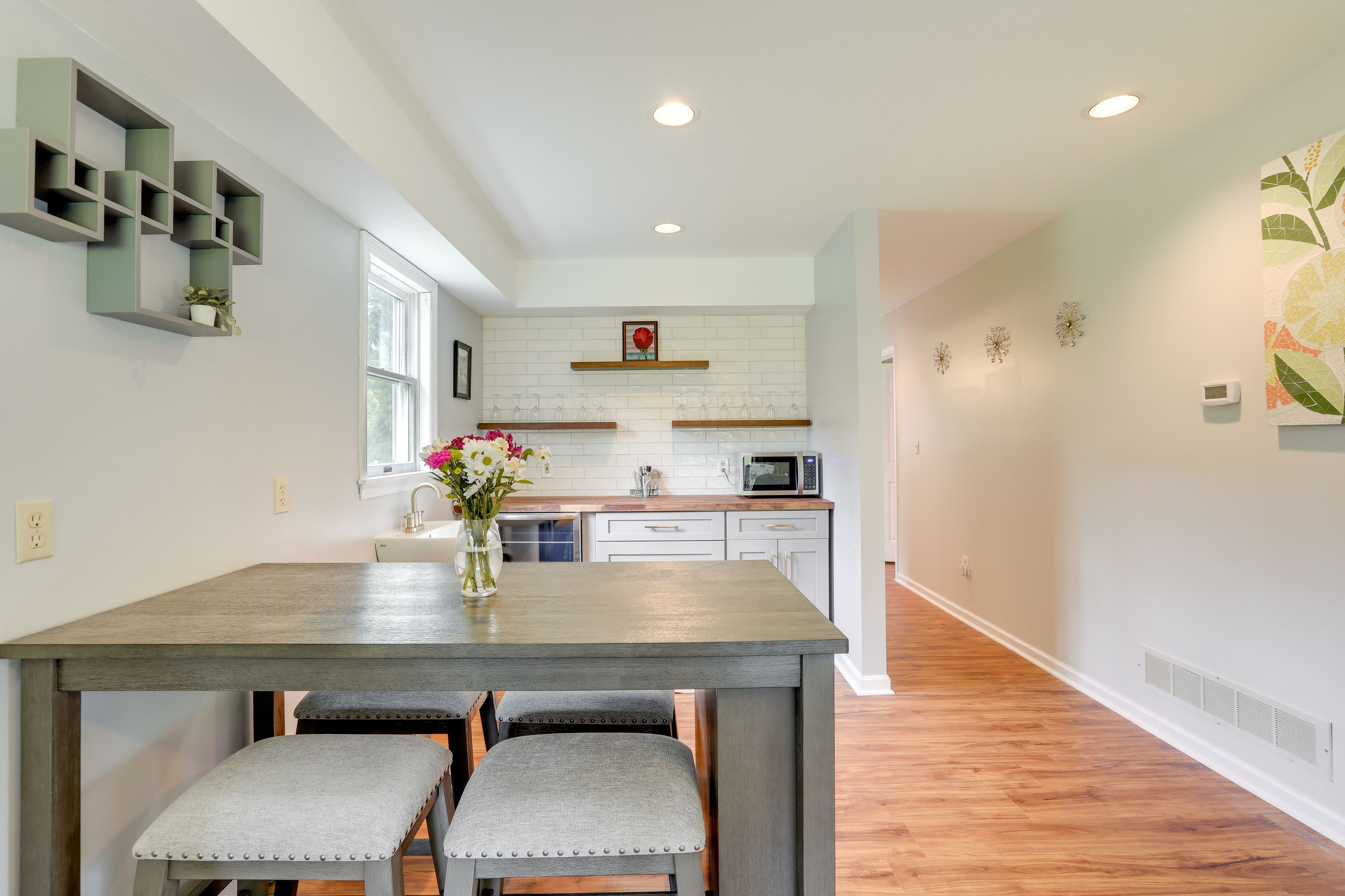 Breakfast Bar