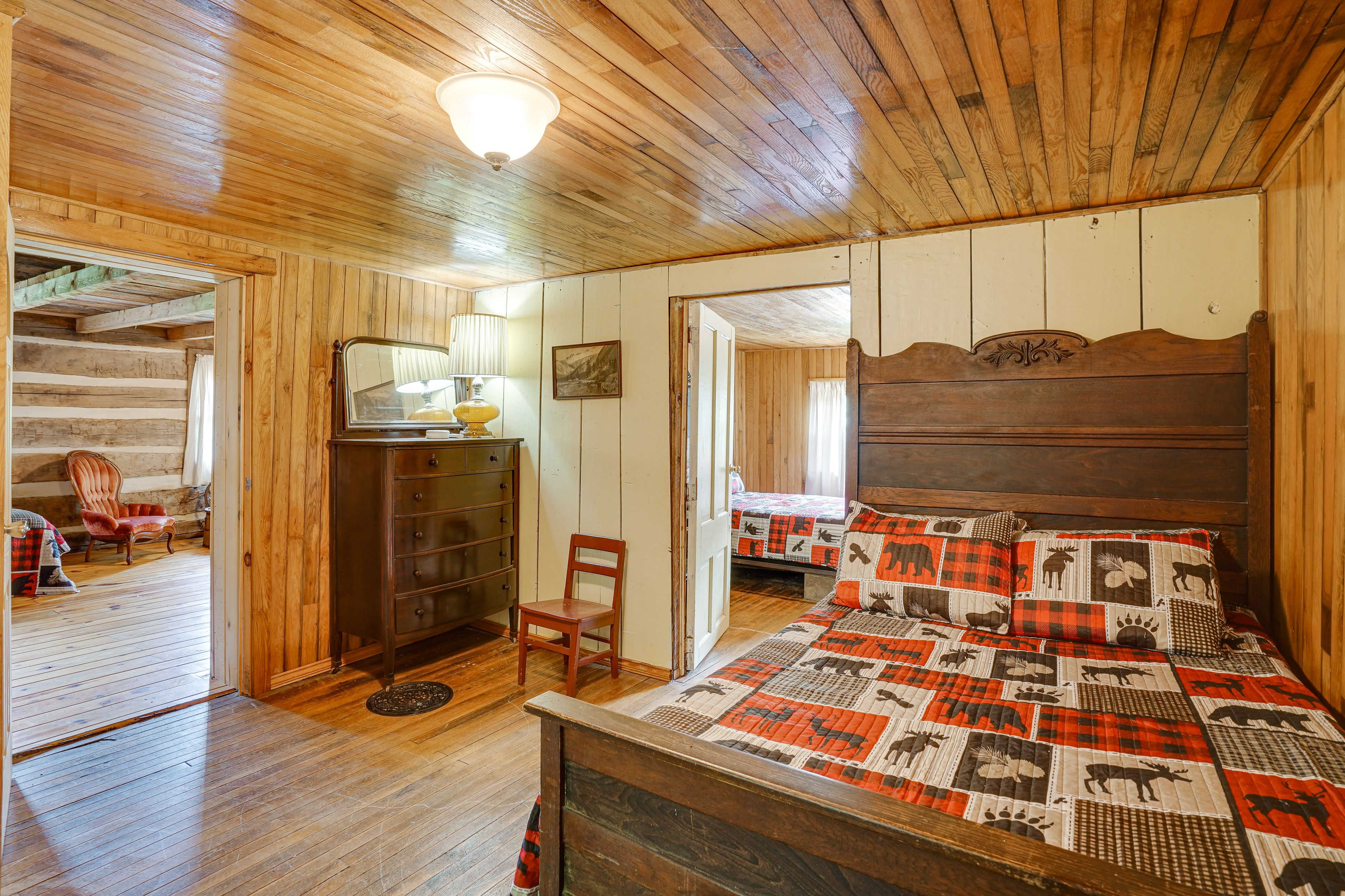 Sleeping Nook | Full Bed | Access to Bedrooms 2 & 3
