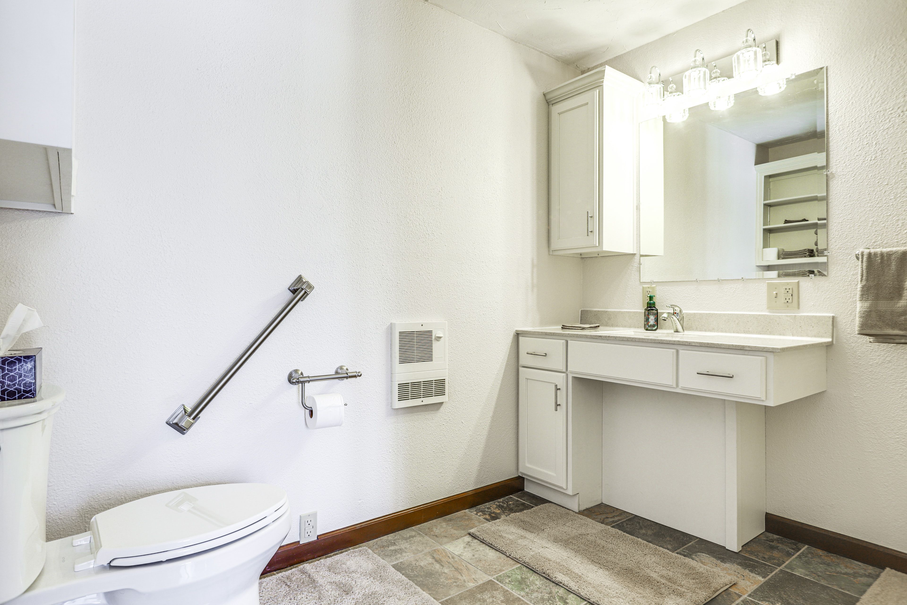 Full Bathroom | Shower