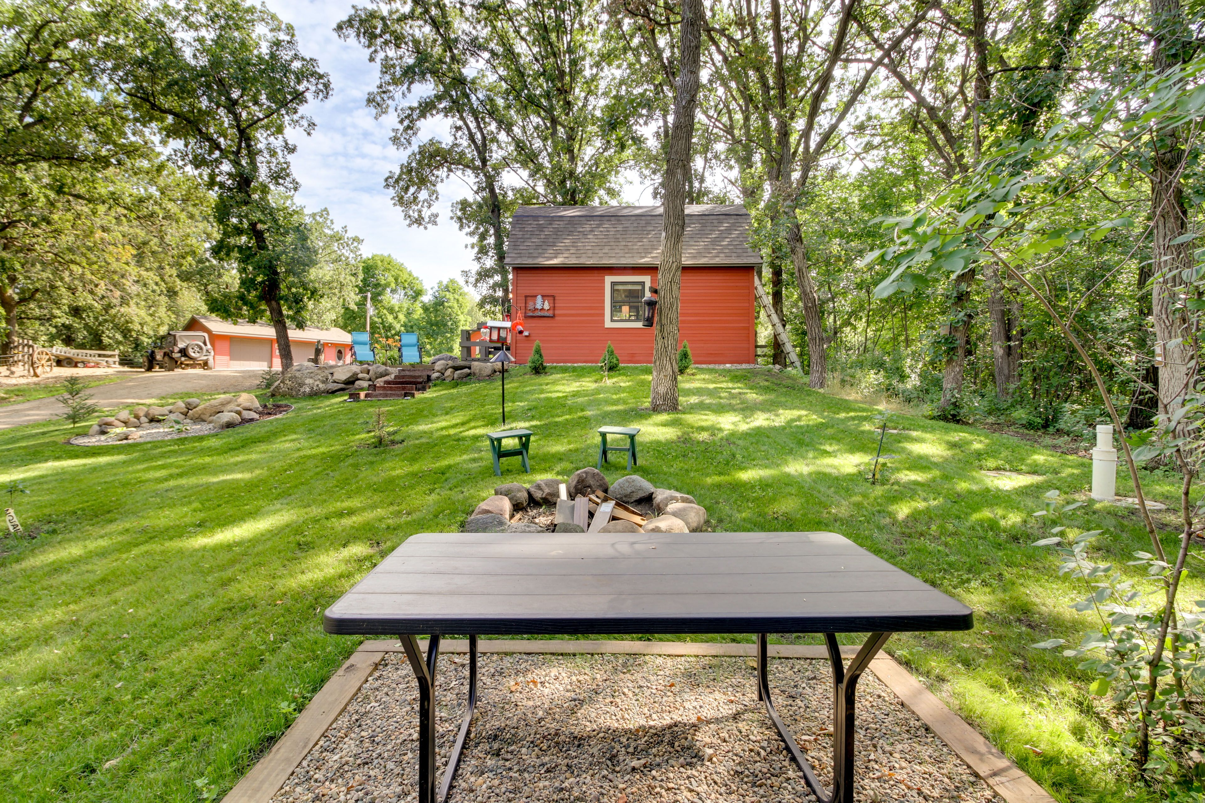 Picnic Table | Fire Pit