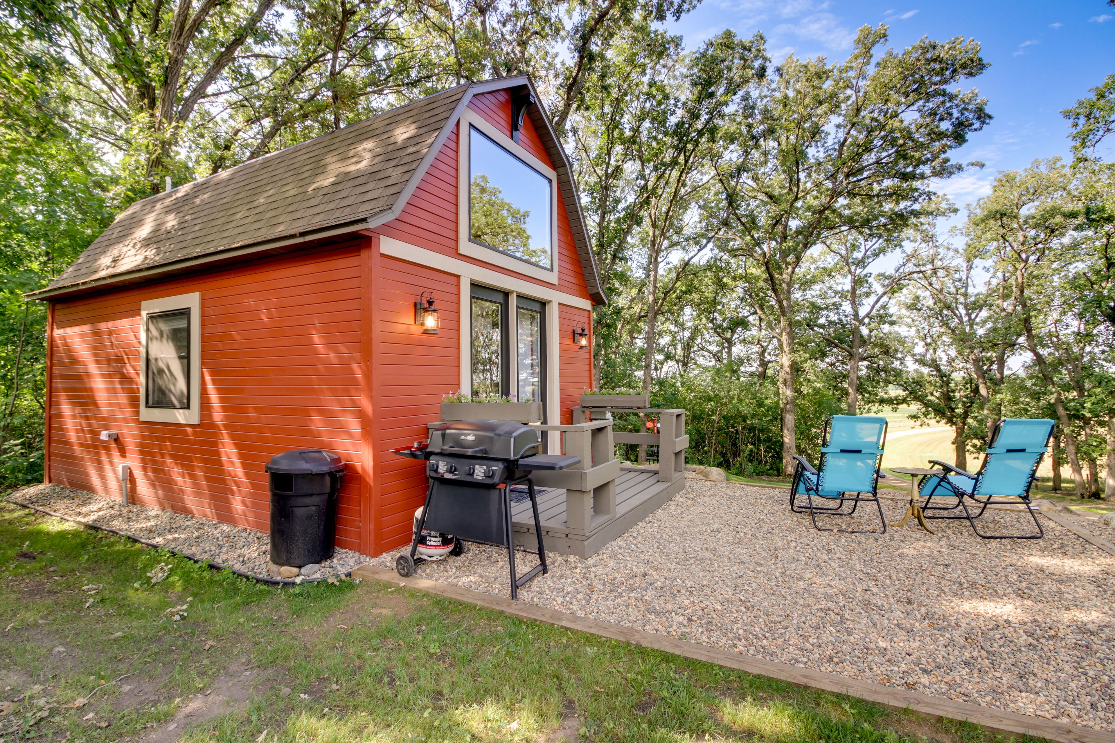 Exterior | Gas Grill | Outdoor Seating