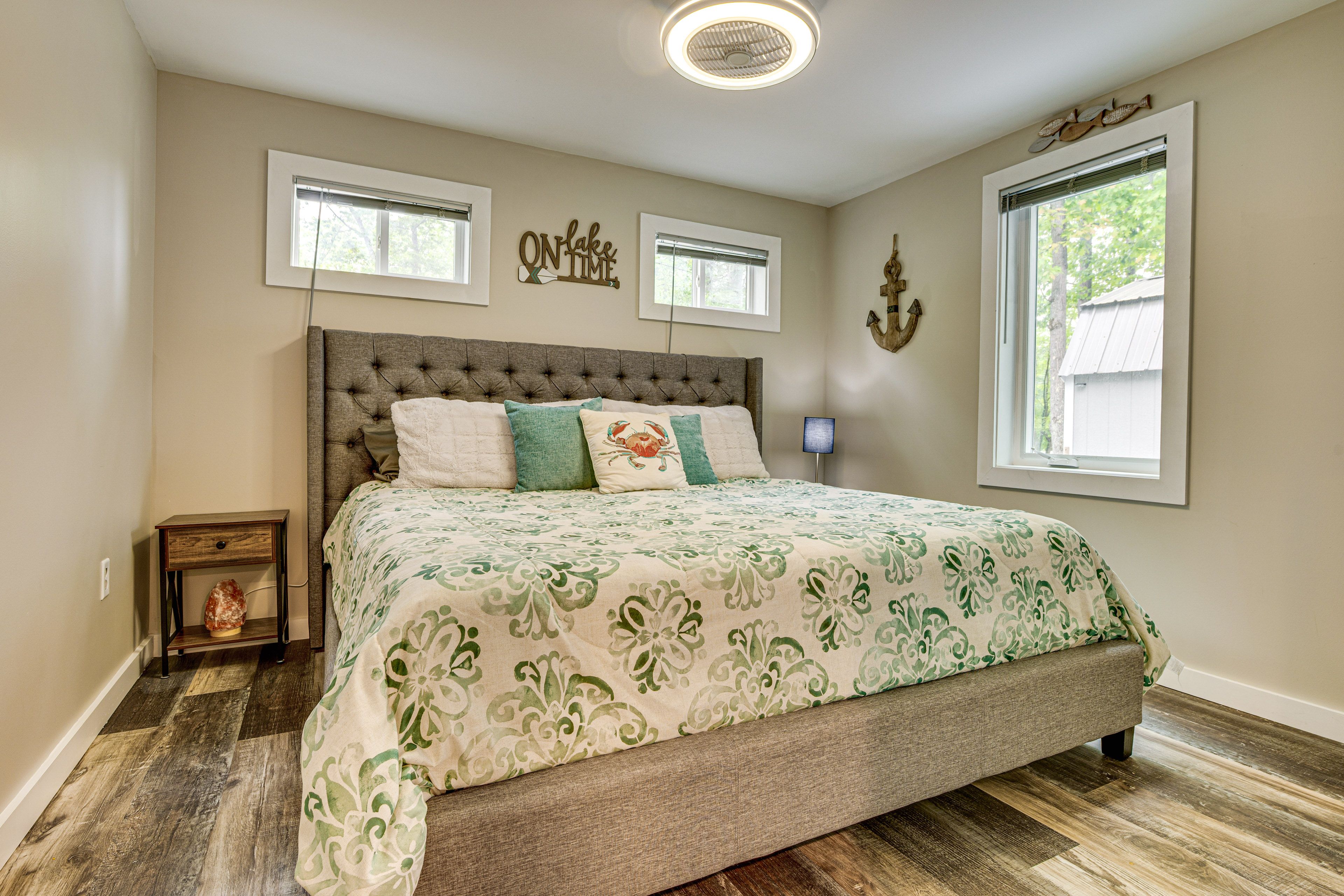 Bedroom 1 | 1st Floor | King Bed | Linens Provided