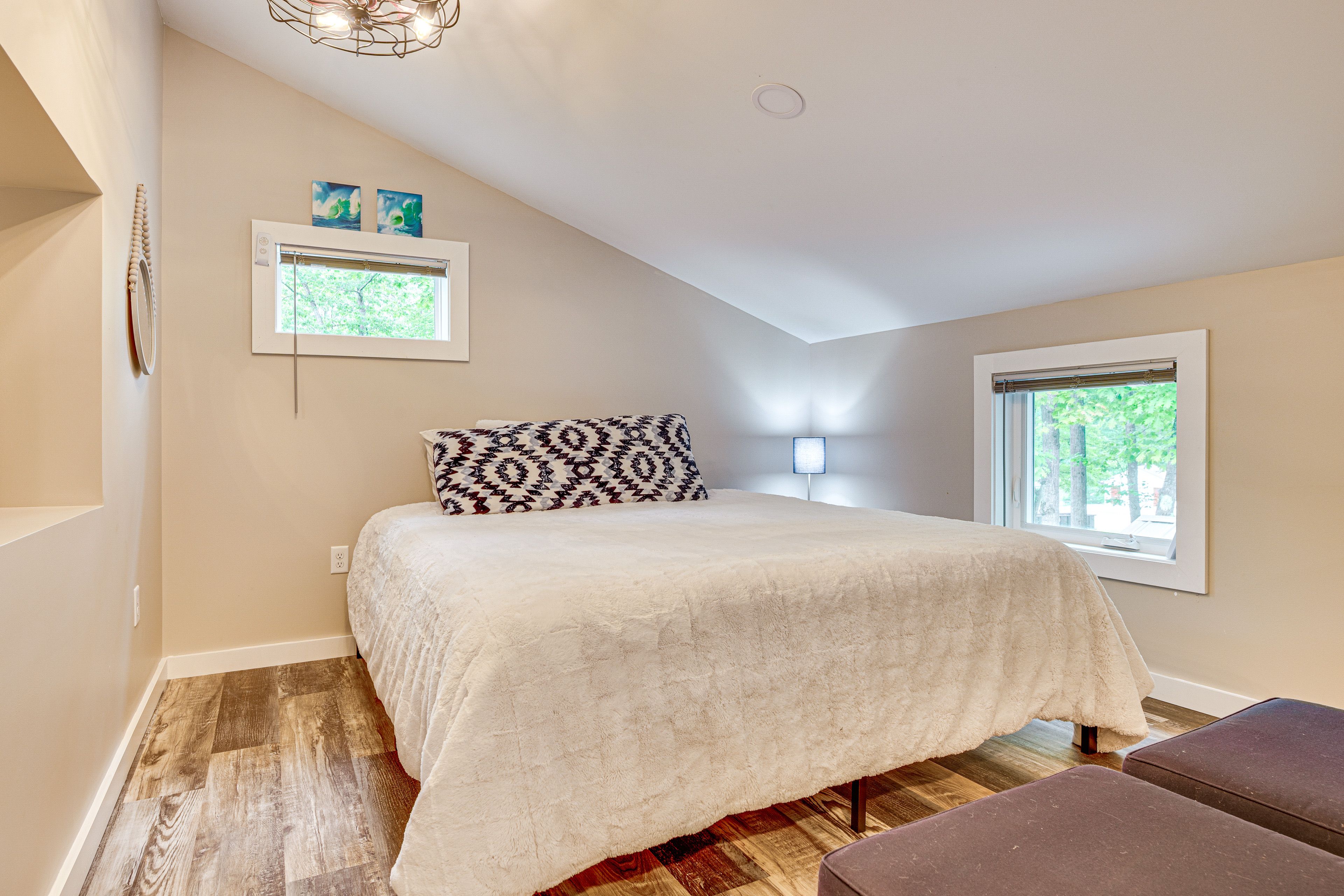 Sleeping Nook | 3rd Floor | King Bed | Linens Provided