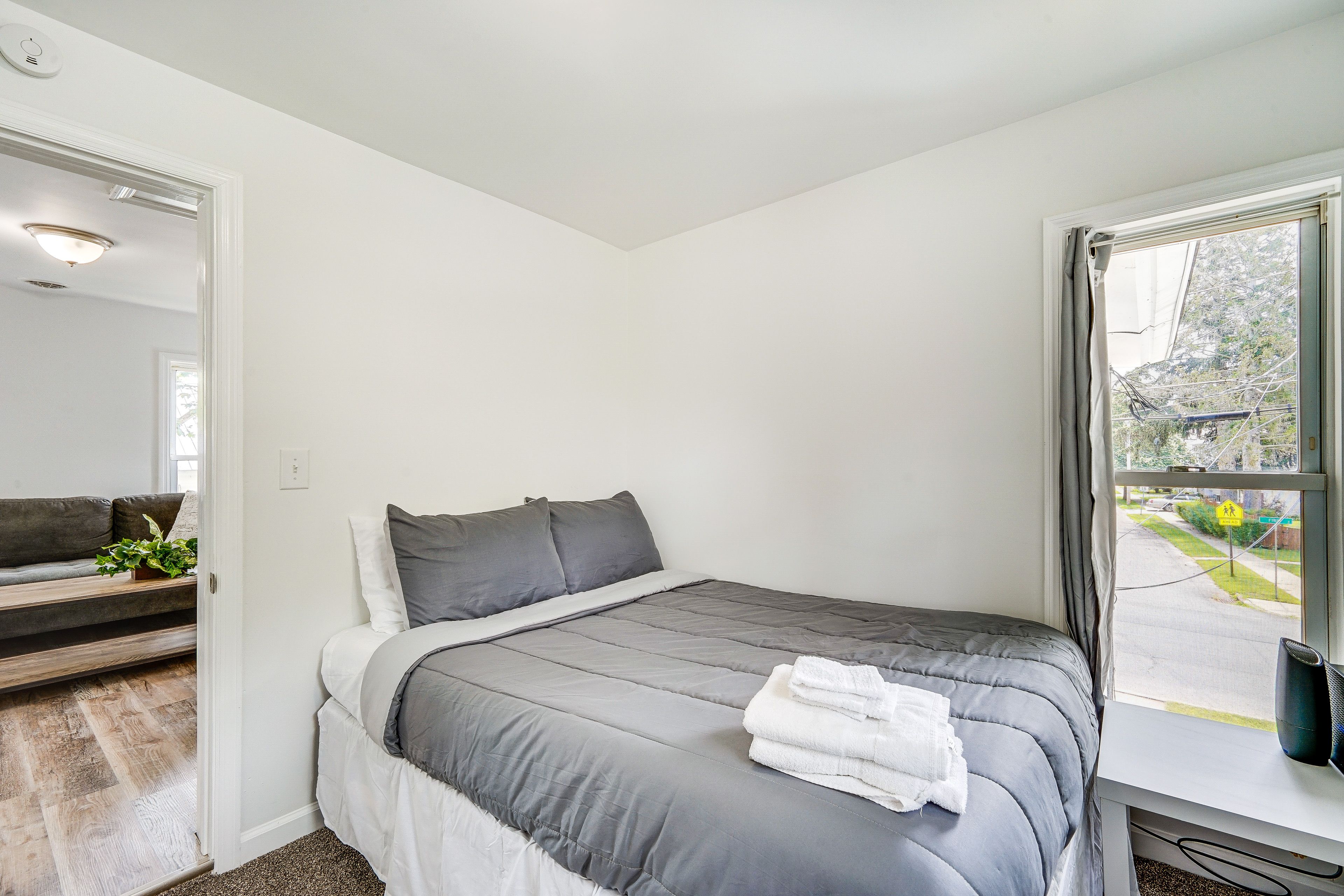 Bedroom 2 | Full Bed