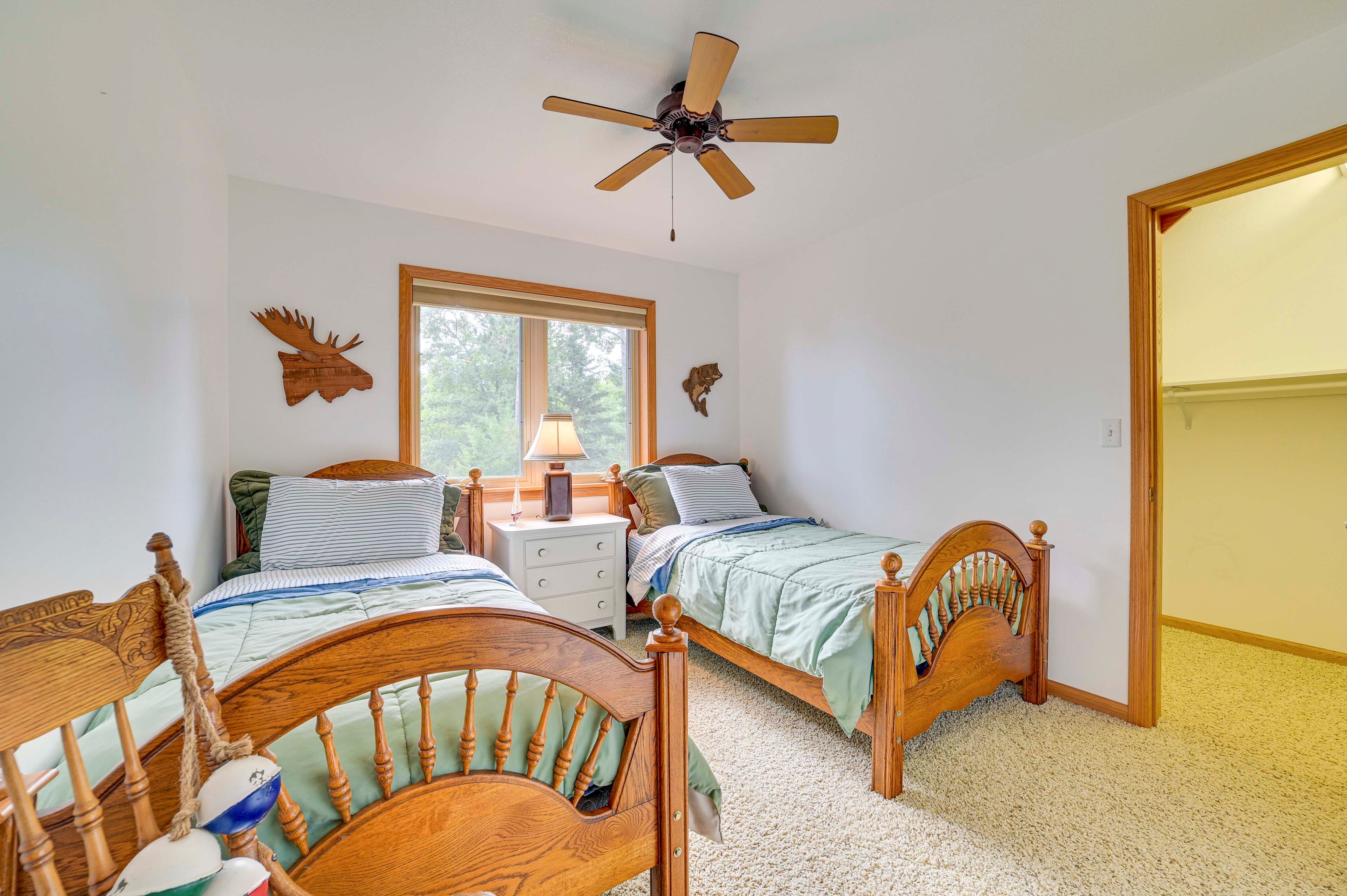 Bedroom 3 | 2 Twin Beds | 2nd Floor