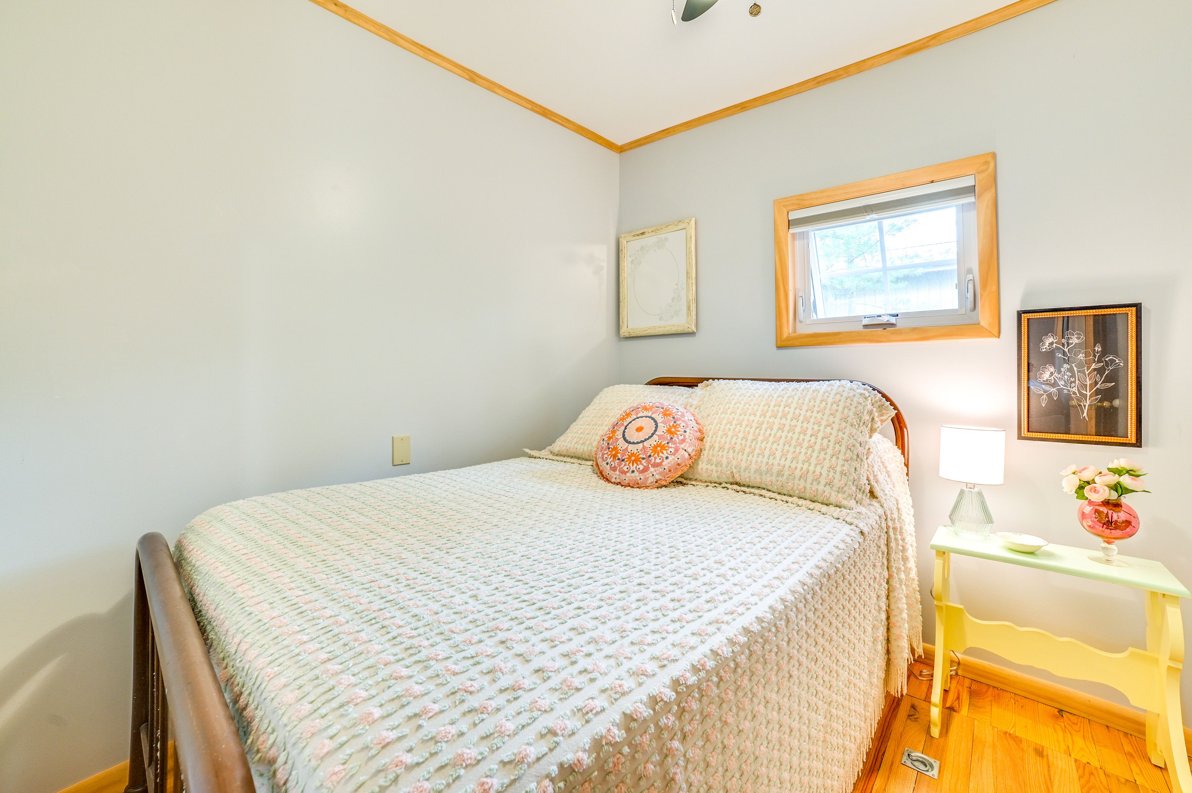 Bedroom 1 | Full Bed | Linens Provided