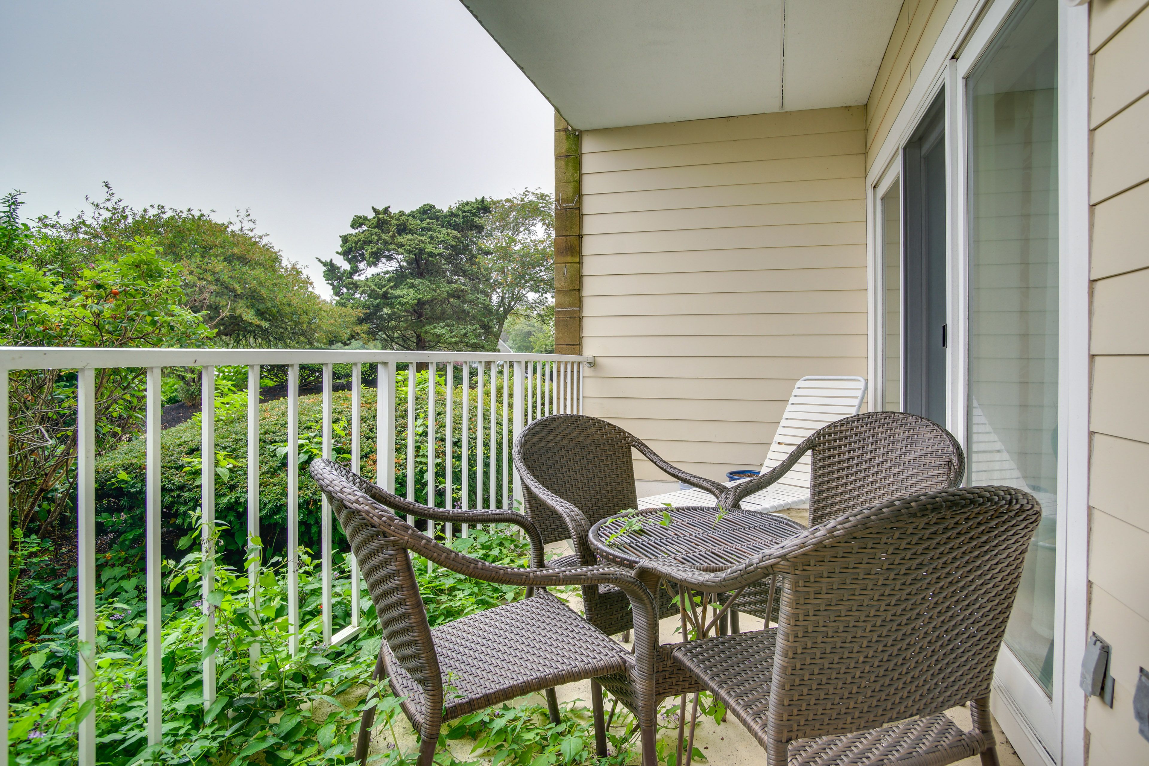 West Harwich Vacation Rental | 2BR | 2BA | 1,209 Sq Ft | Step-Free Access