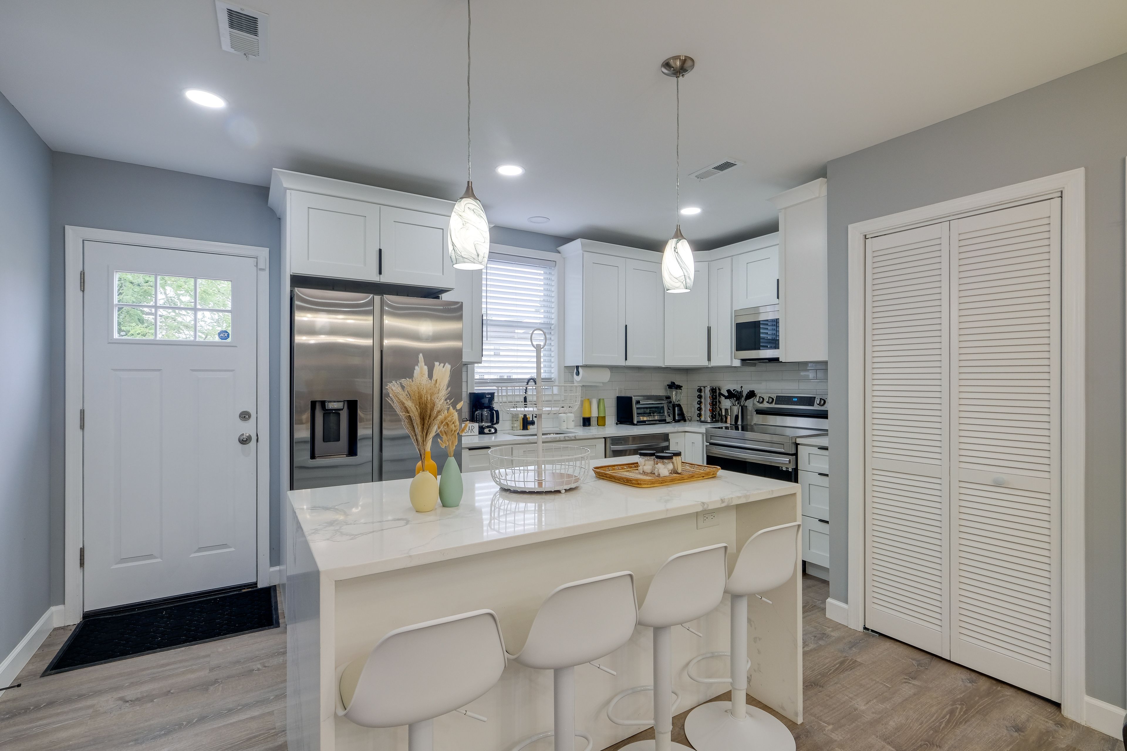Kitchen | Blender | Drip Coffee Maker | Toaster Oven
