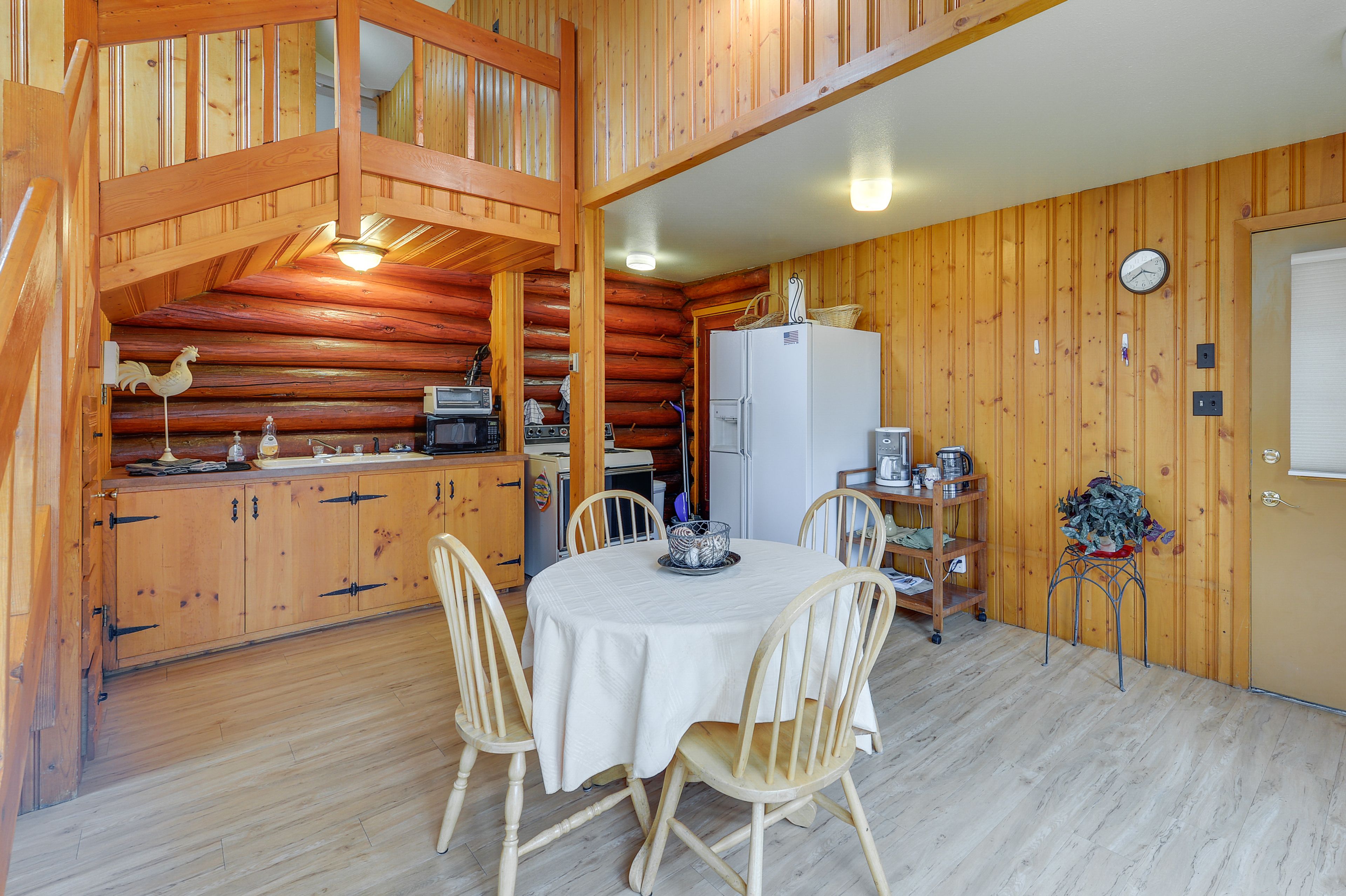 Dining Area | 1st Floor