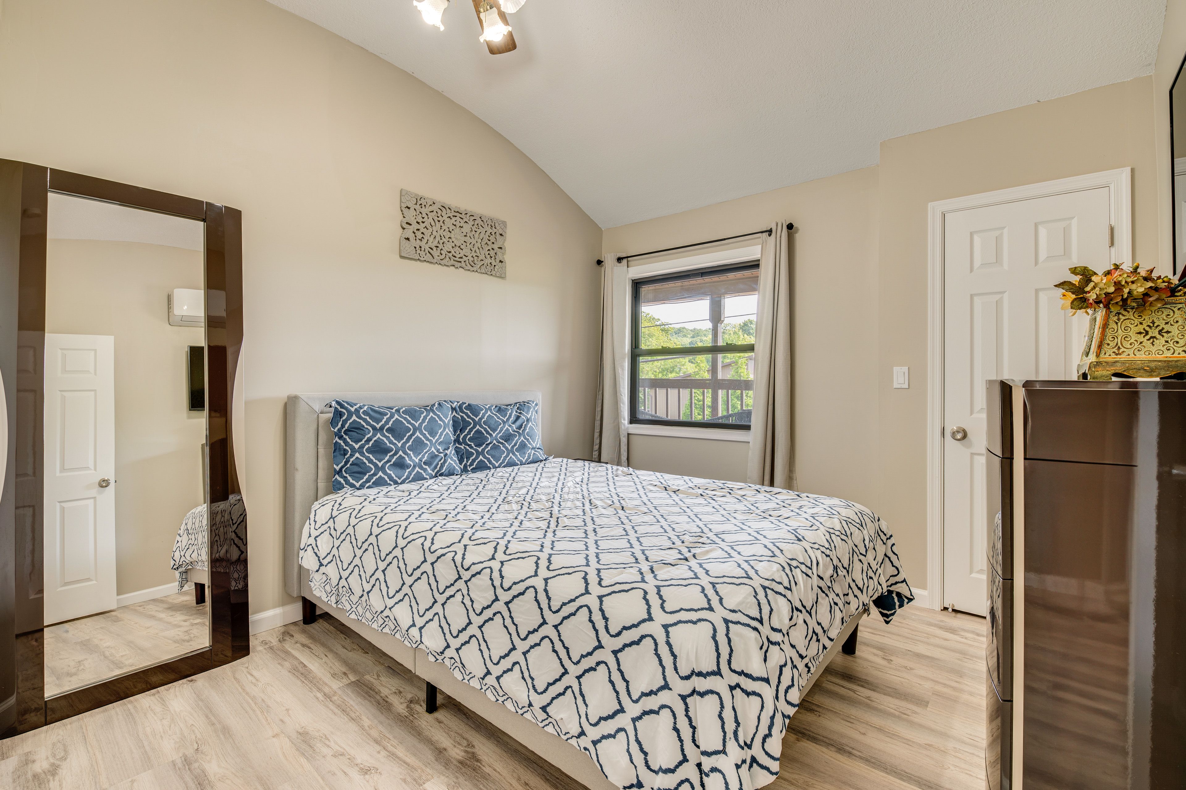 Bedroom 1 | Queen Bed | Linens Provided | Smart TV