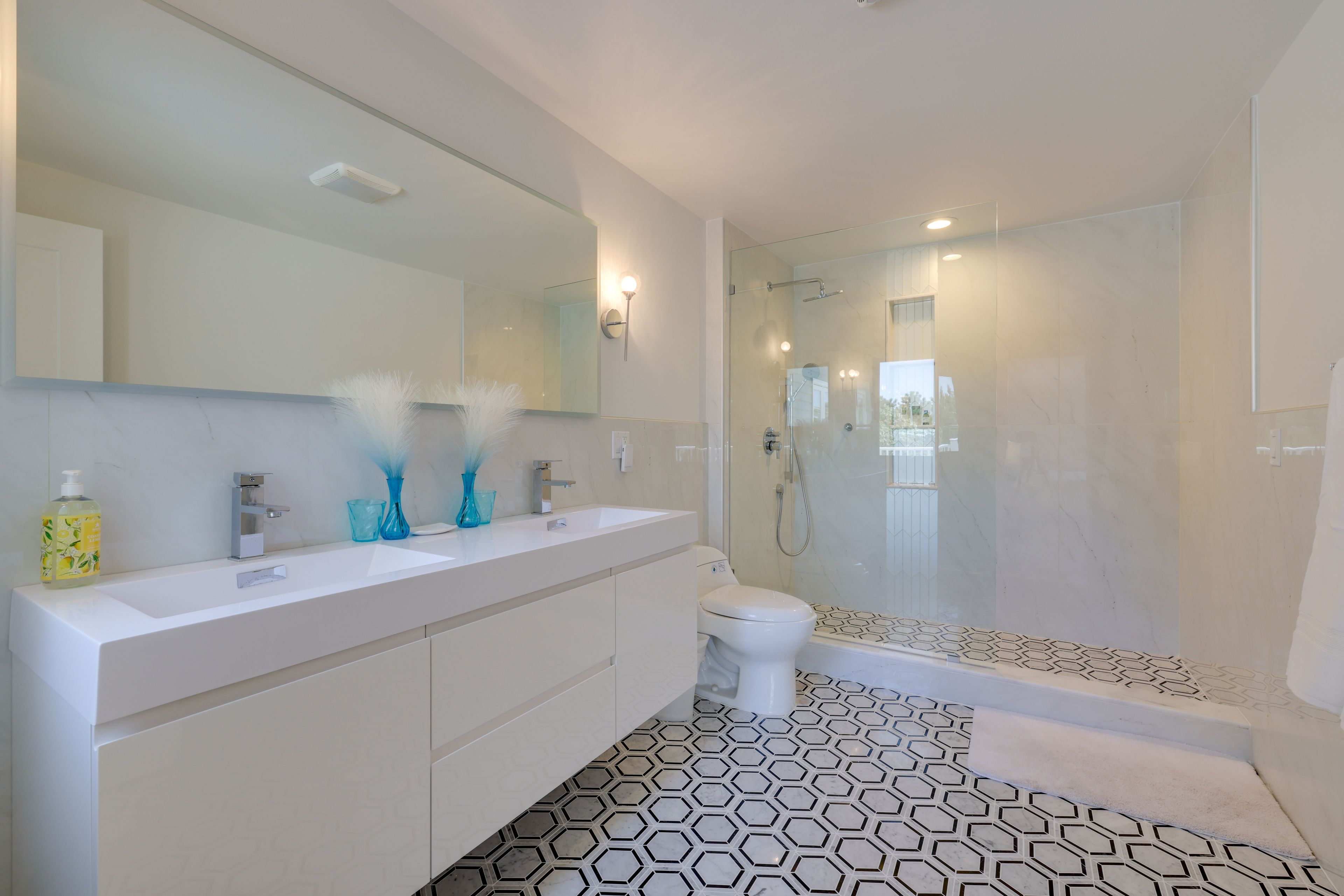 Full Bathroom | 2nd Floor | Walk-In Shower