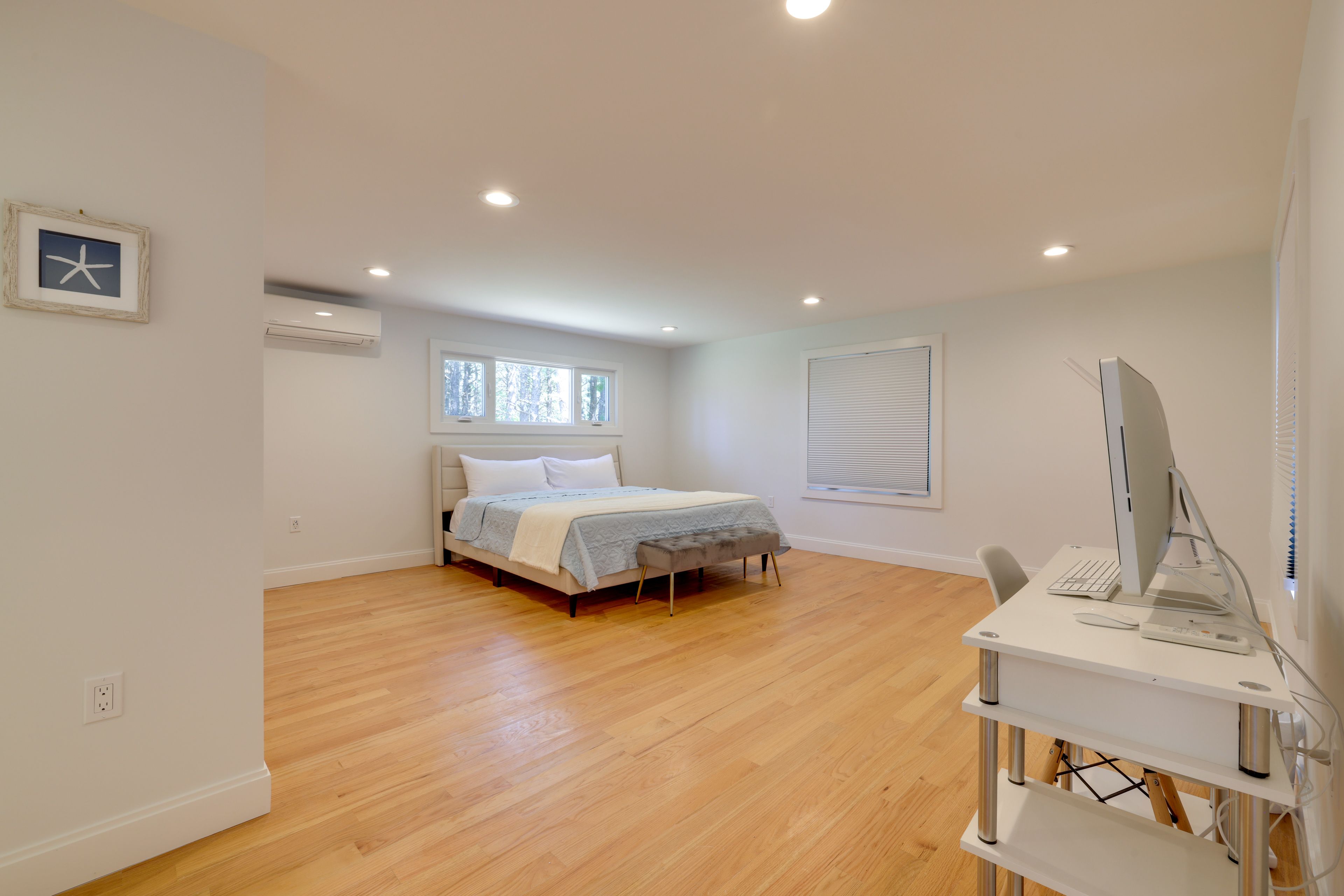 Bedroom 2 | 1st Floor | King Bed | Computer | Linens Provided