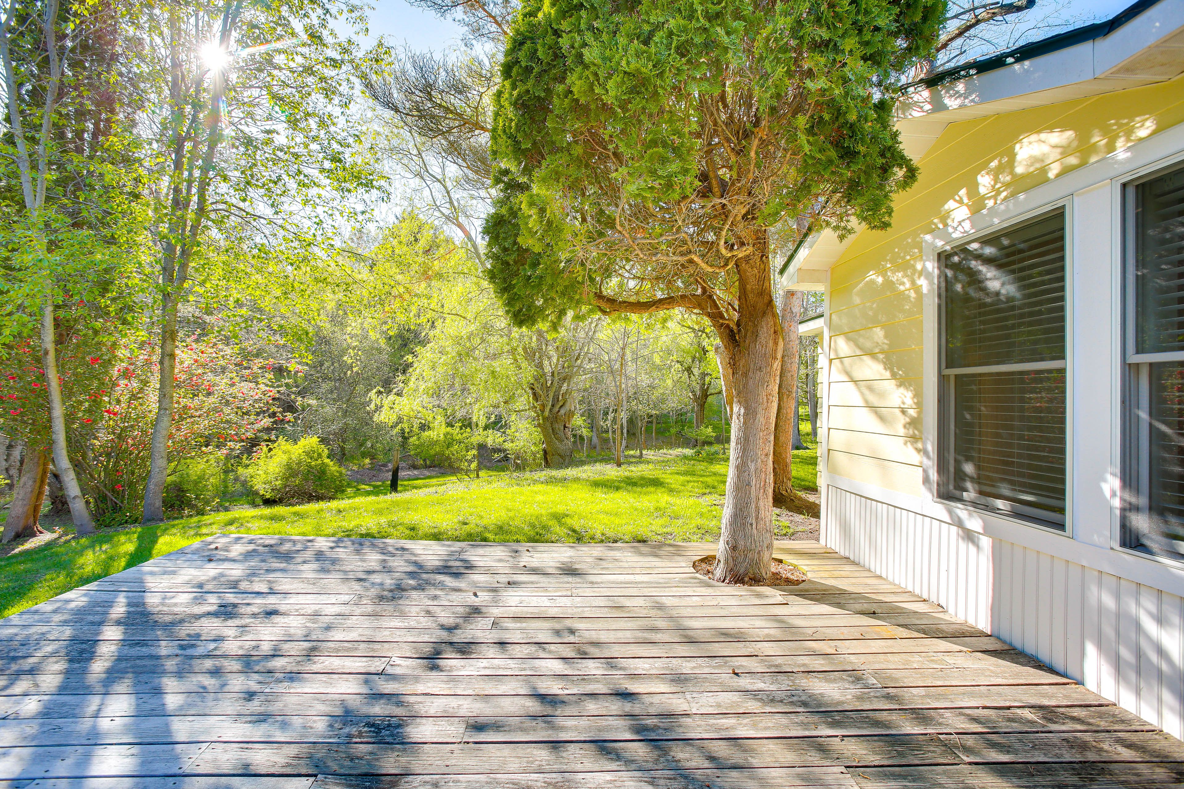 Private Deck