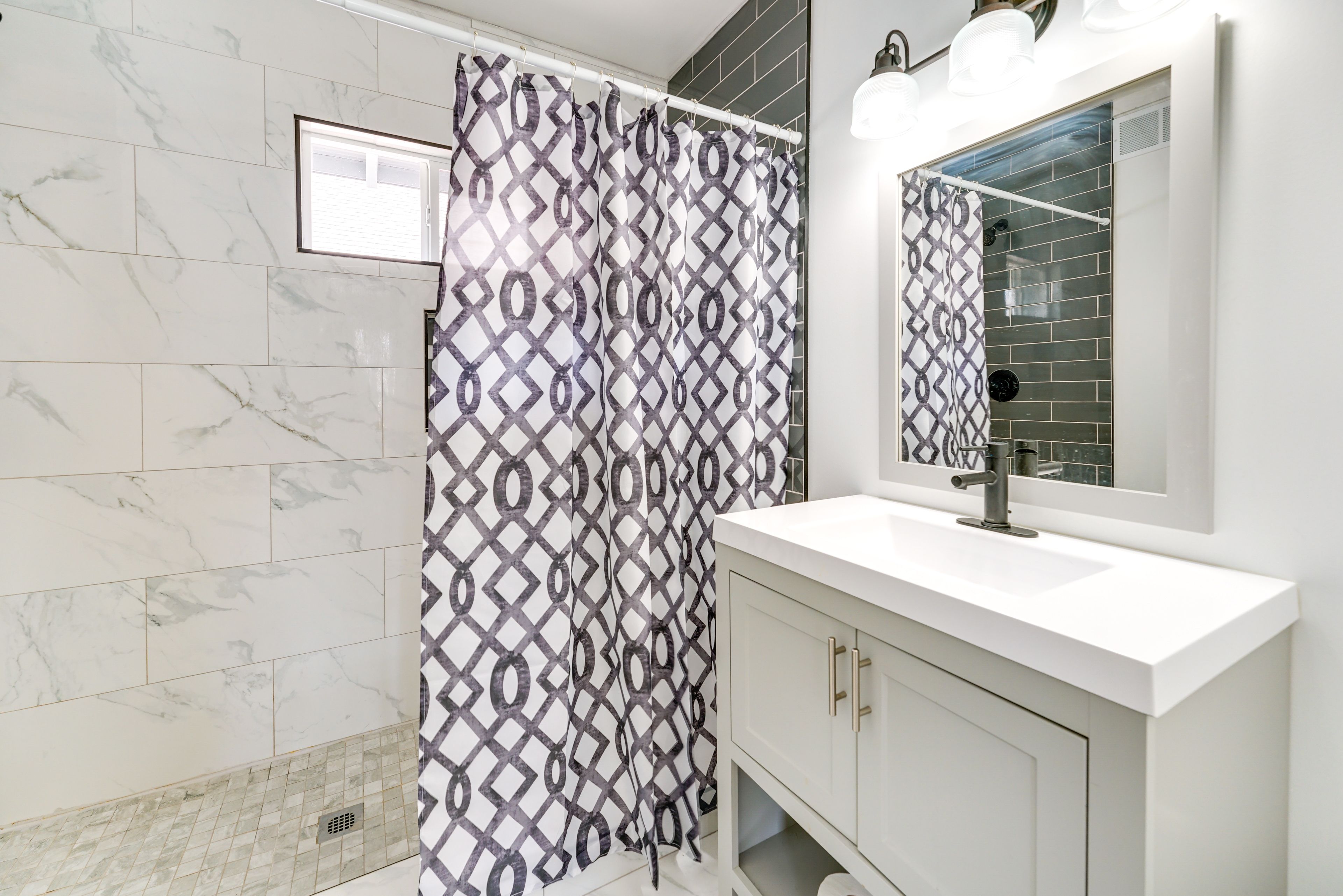Bathroom | Roll-In Shower