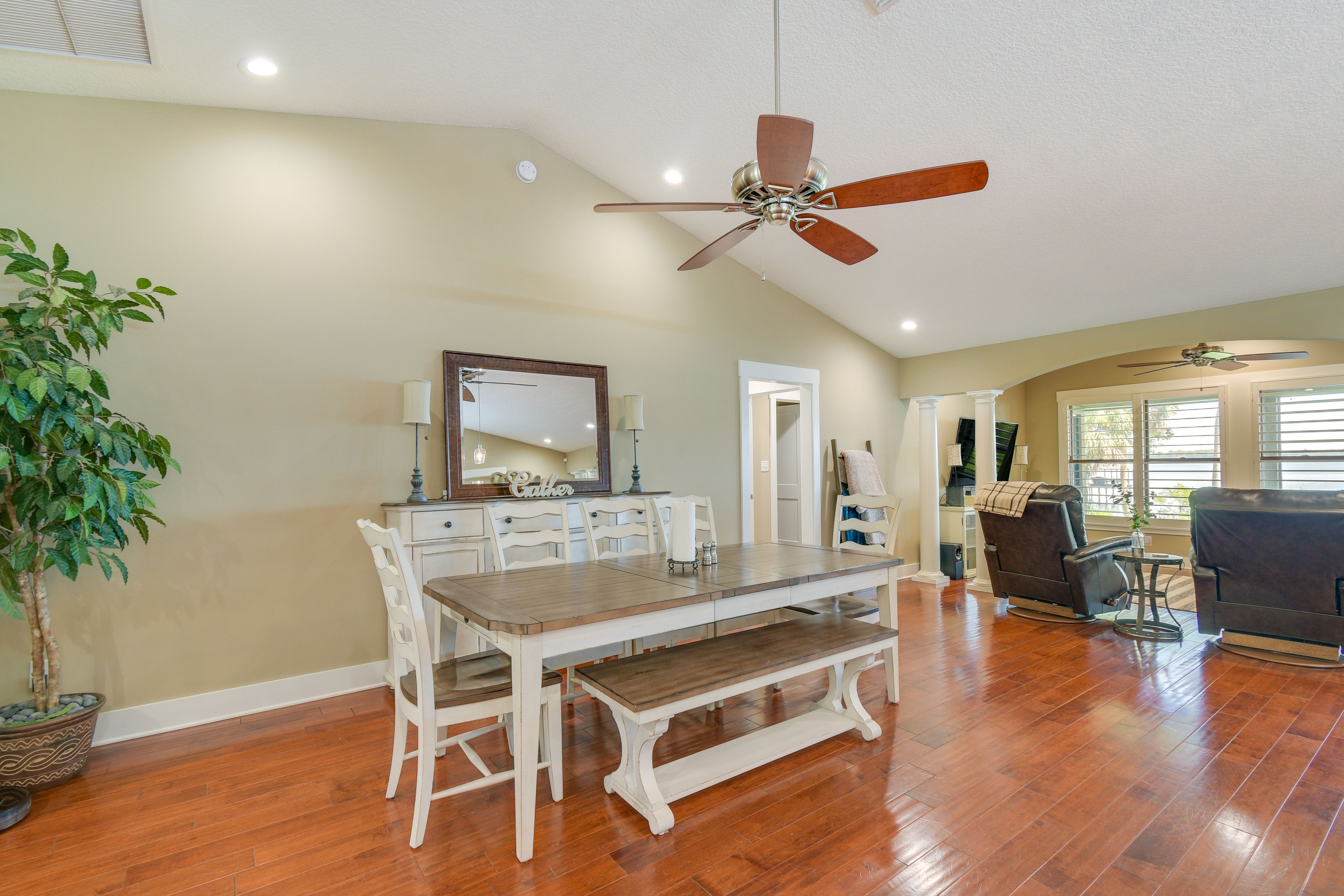 Dining Area | Dishware & Flatware